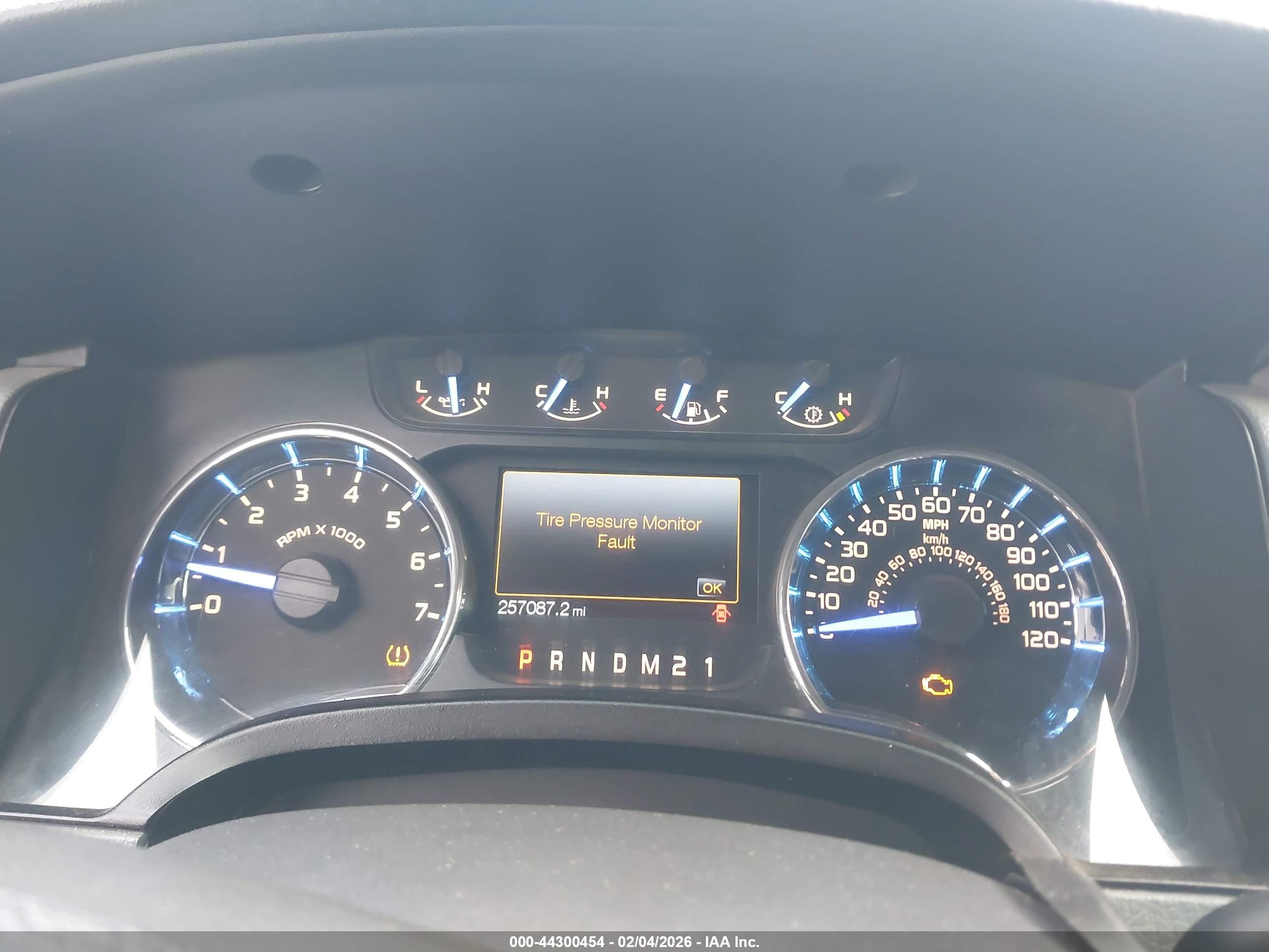 FORD F-150 image 7