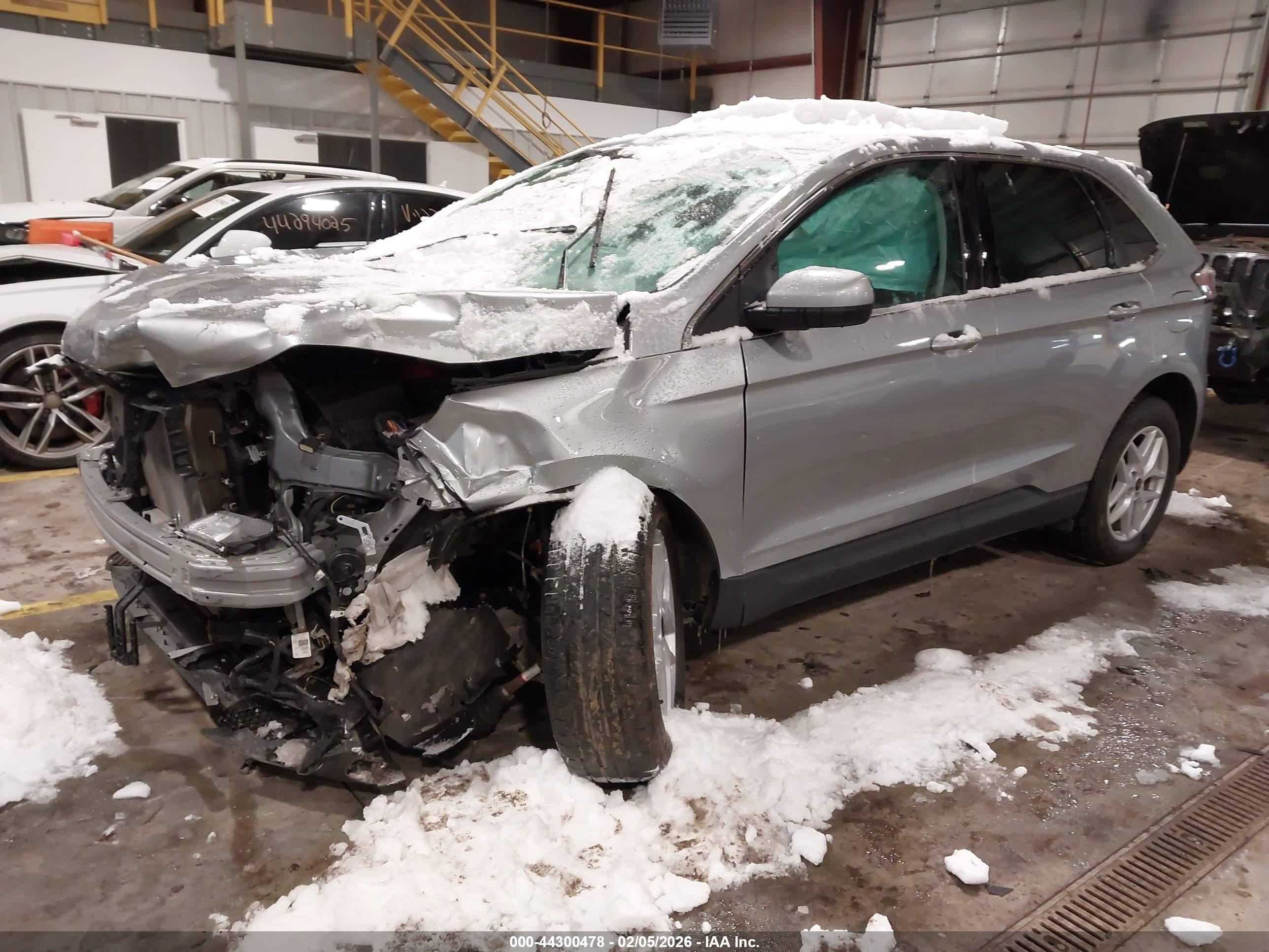 FORD EDGE image 2
