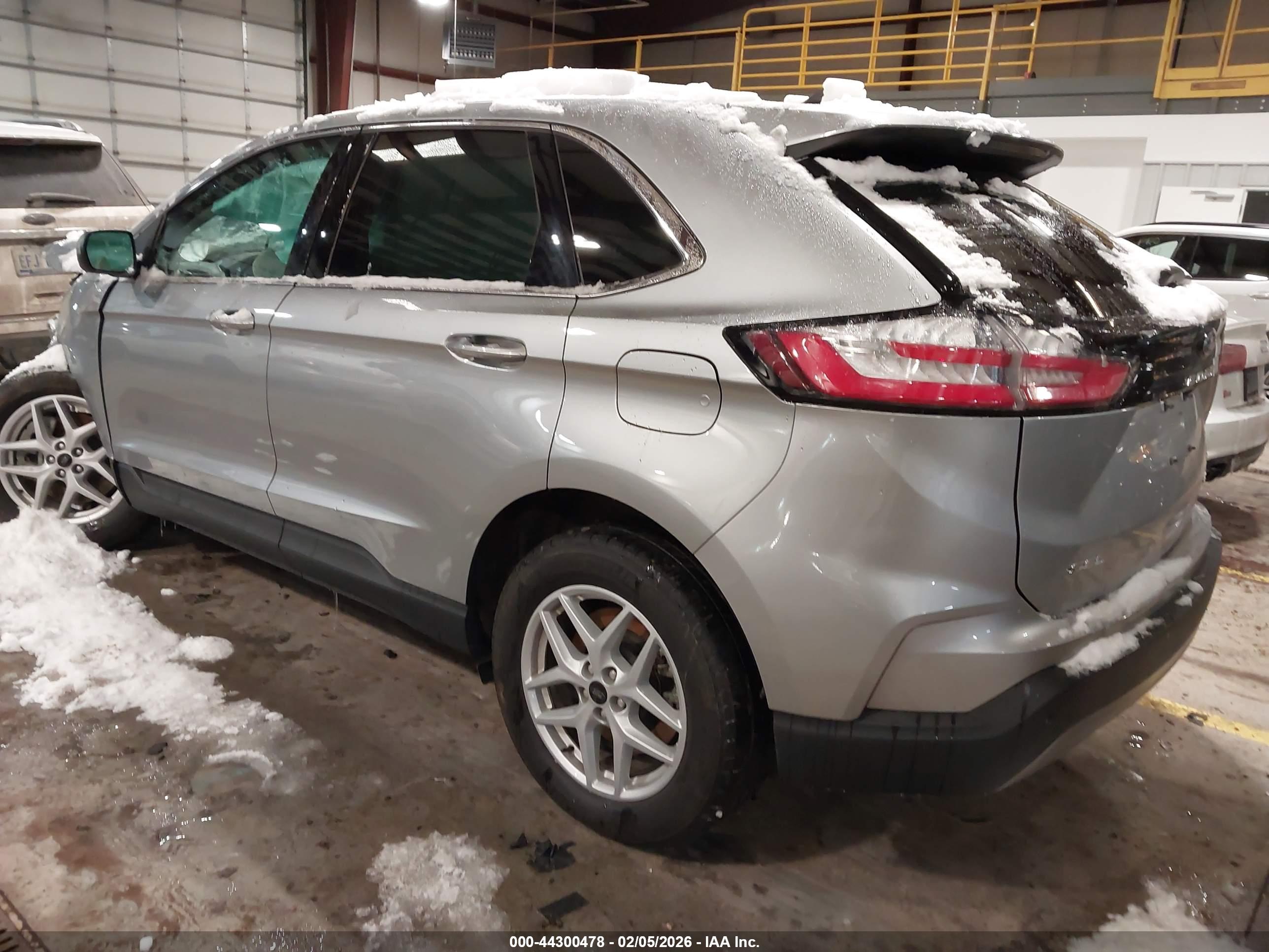 FORD EDGE image 3