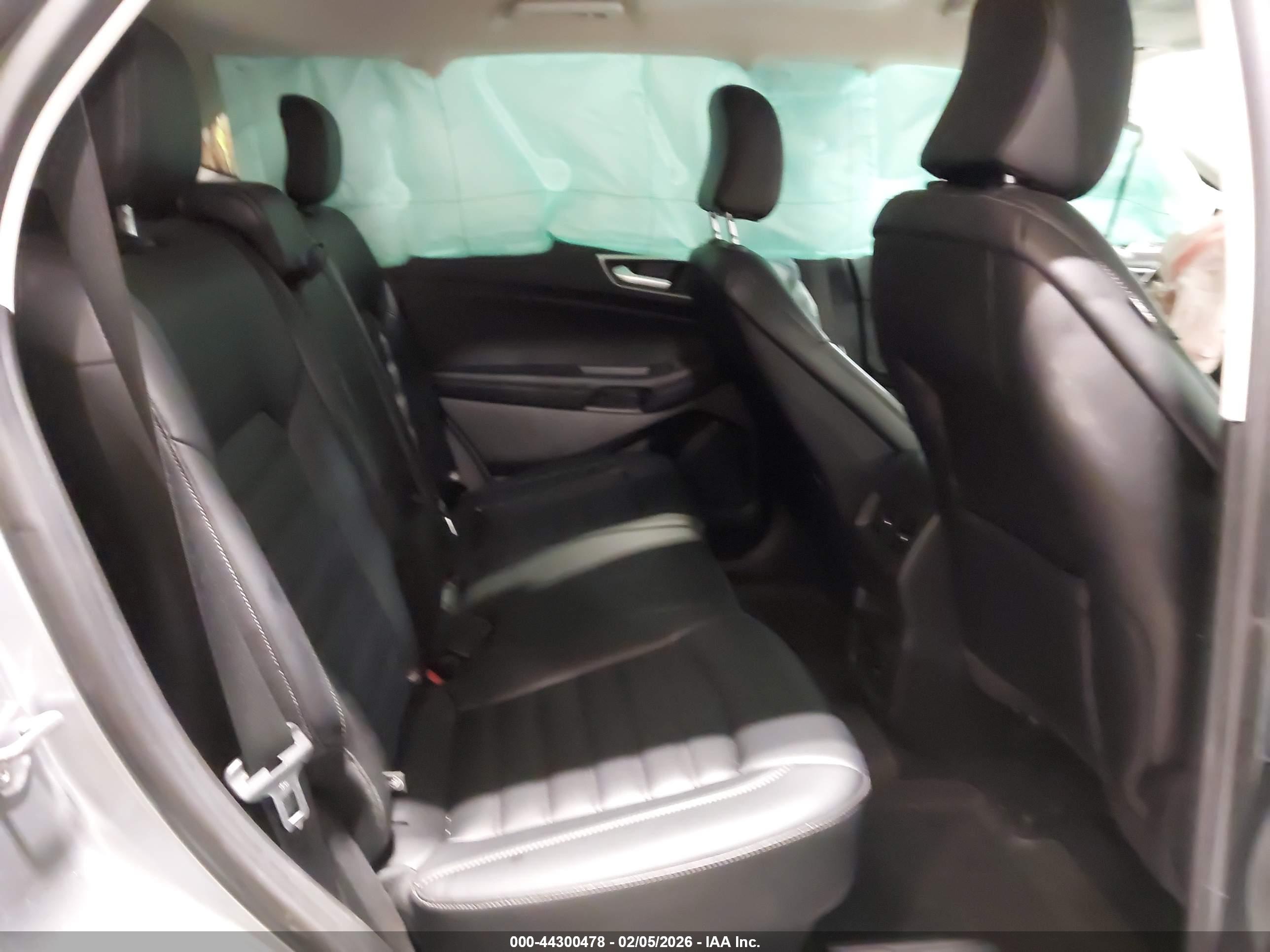 FORD EDGE image 8