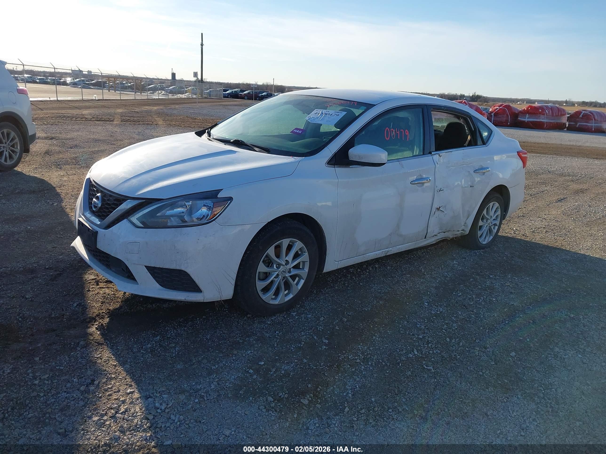 NISSAN SENTRA image 2