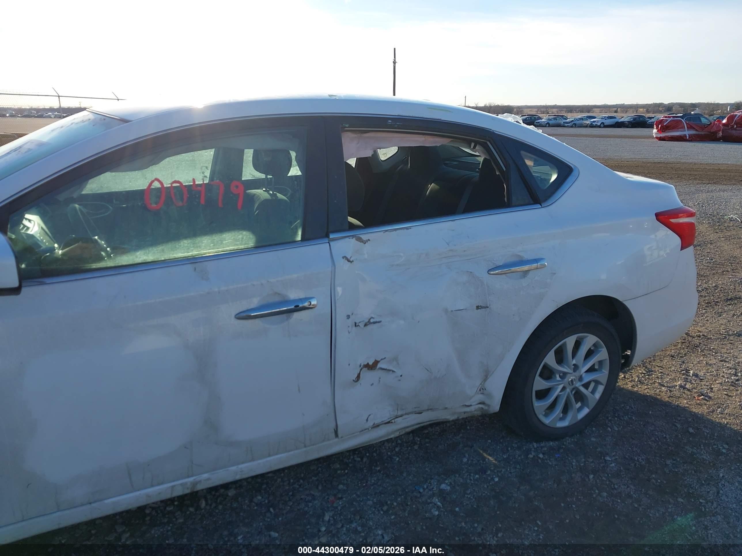 NISSAN SENTRA image 6