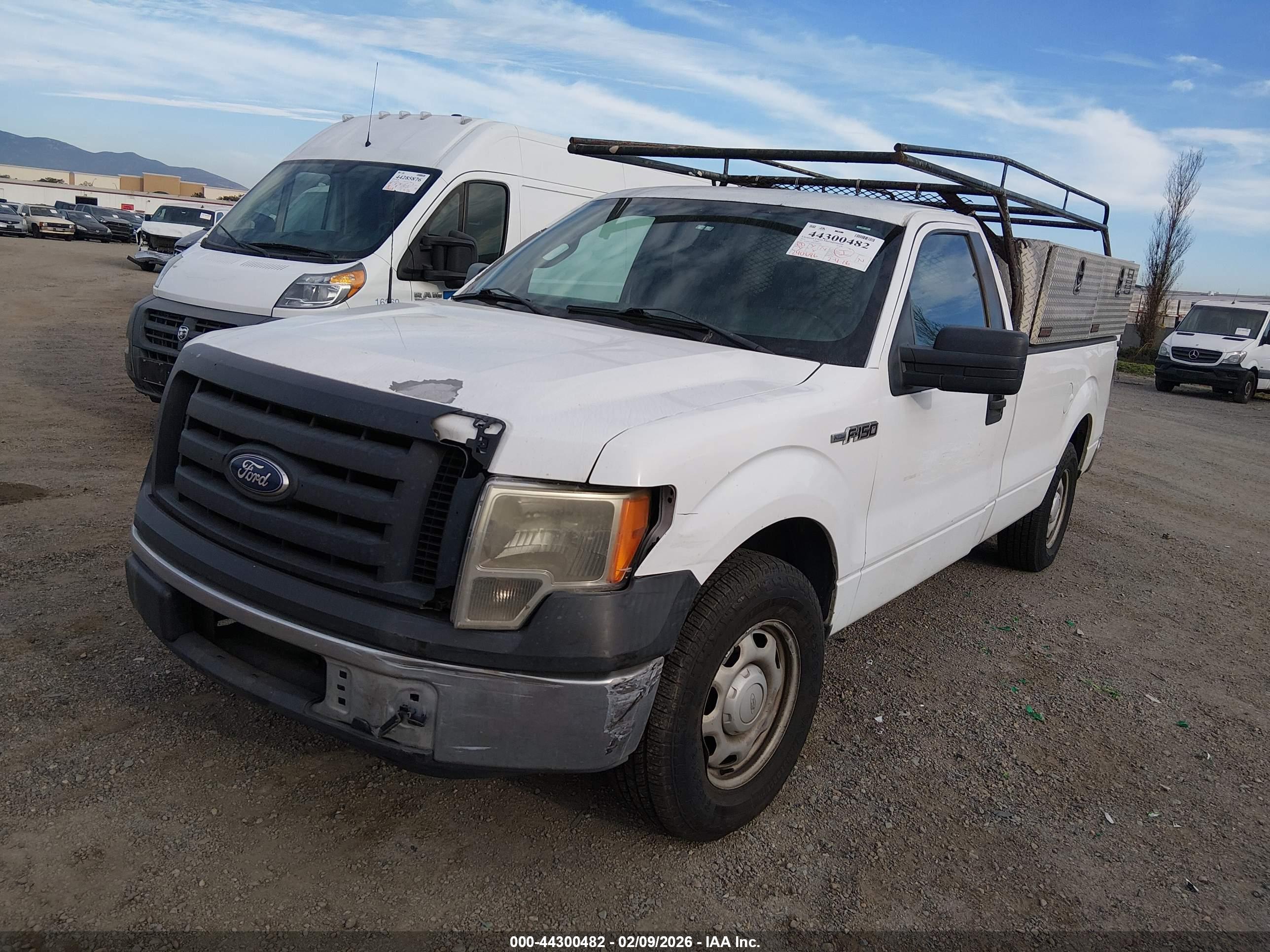 FORD F-150 image 2