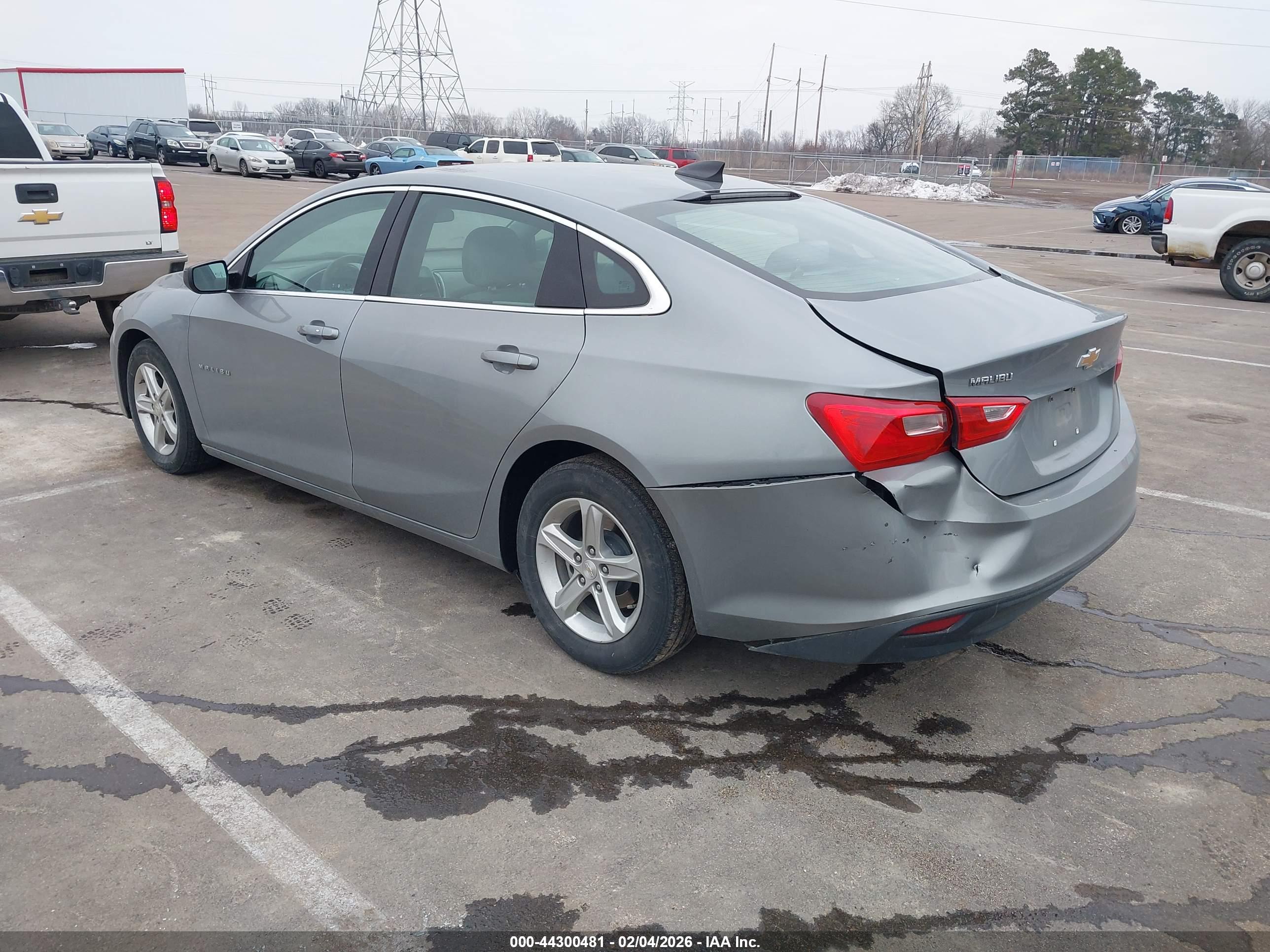 CHEVROLET MALIBU image 3