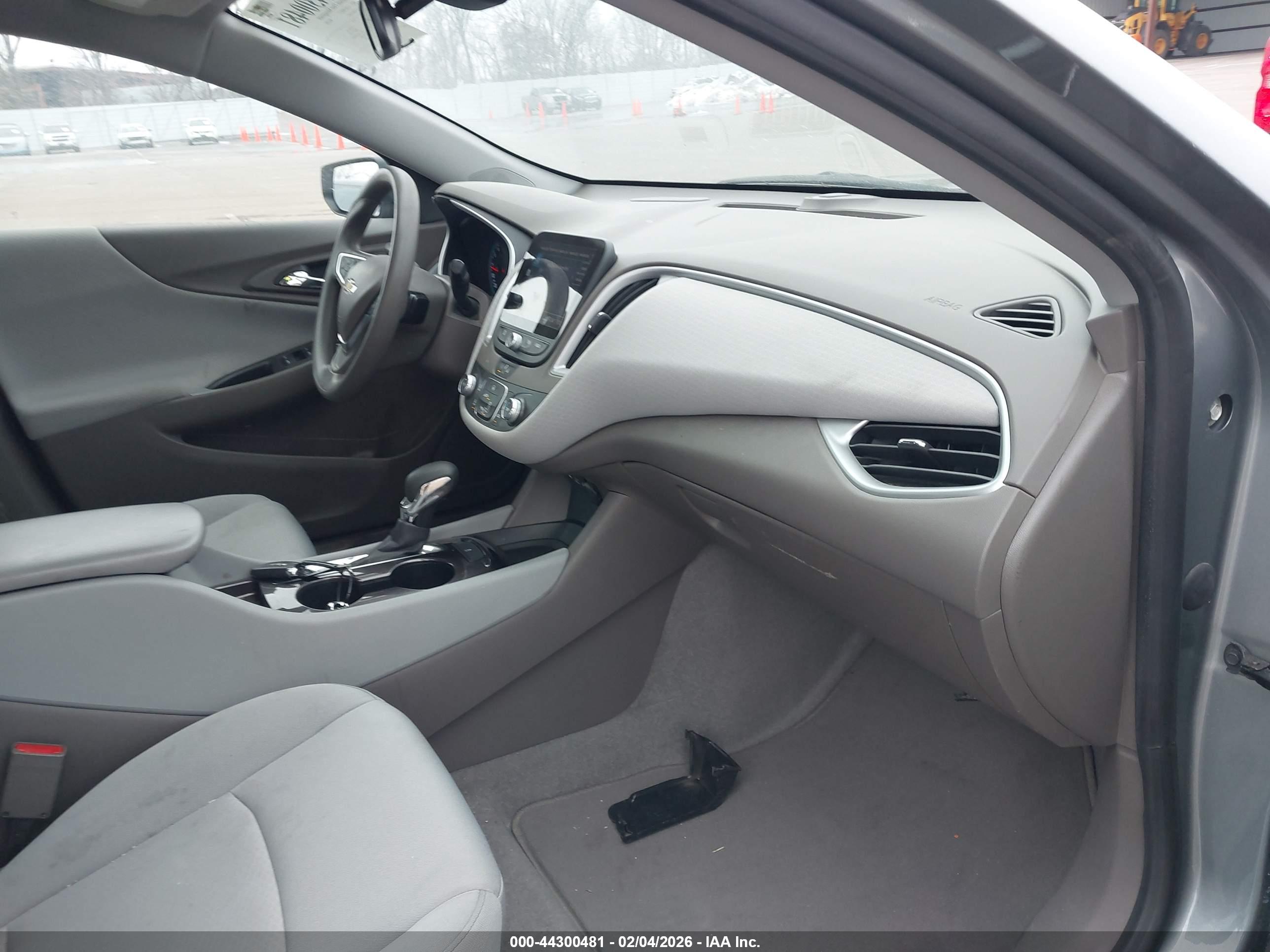 CHEVROLET MALIBU image 5
