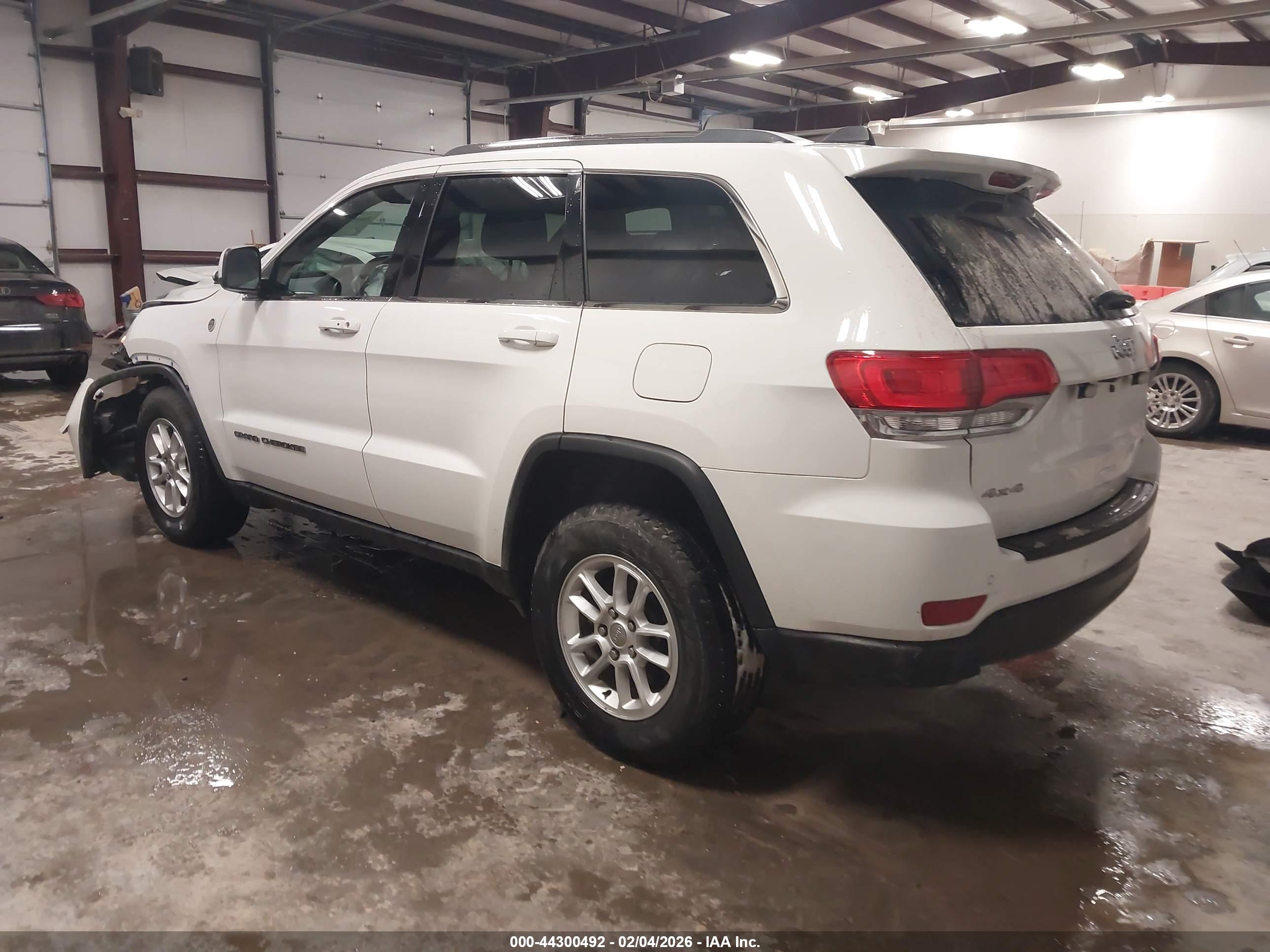 JEEP GRAND image 3