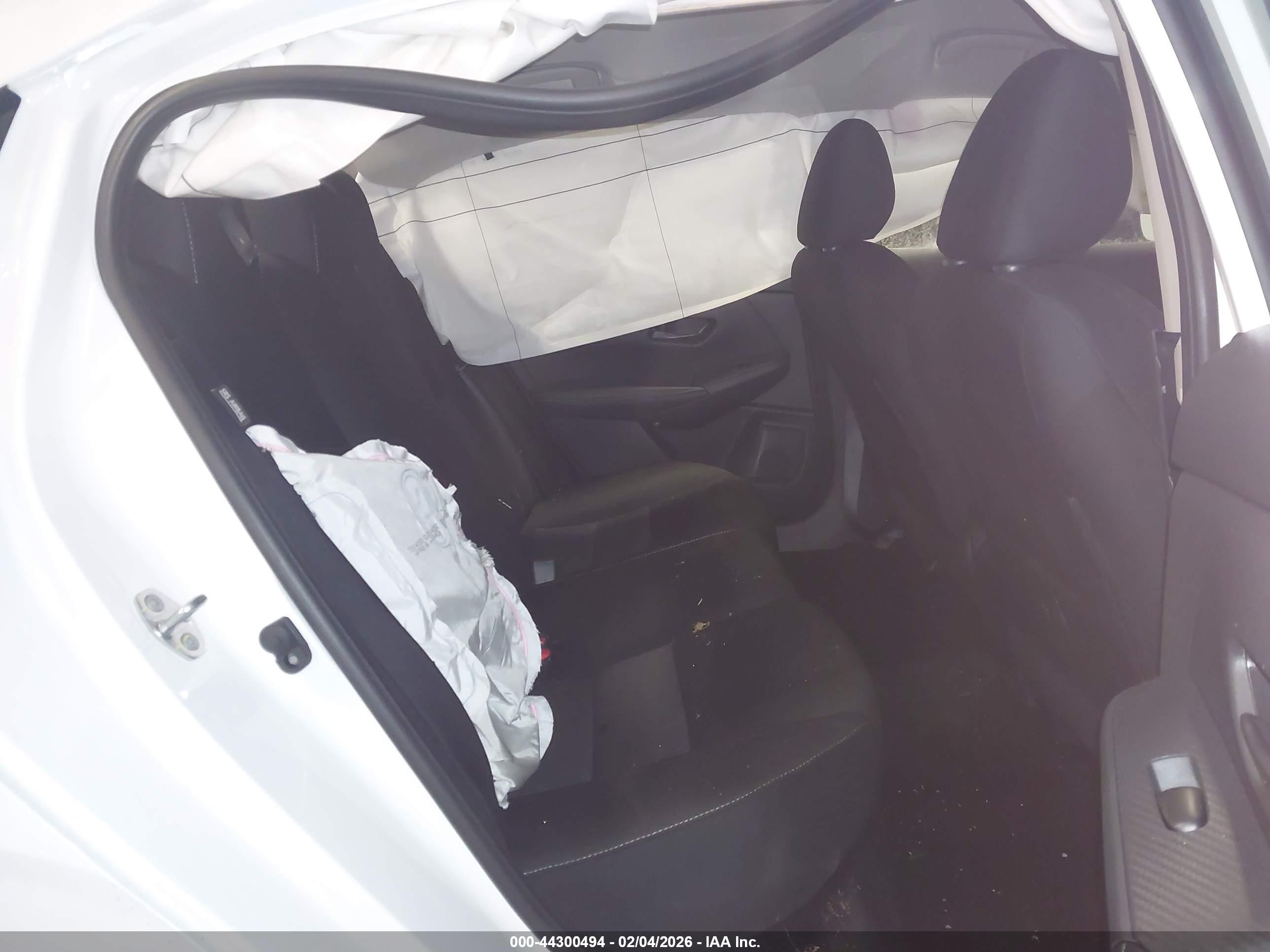 NISSAN SENTRA image 8