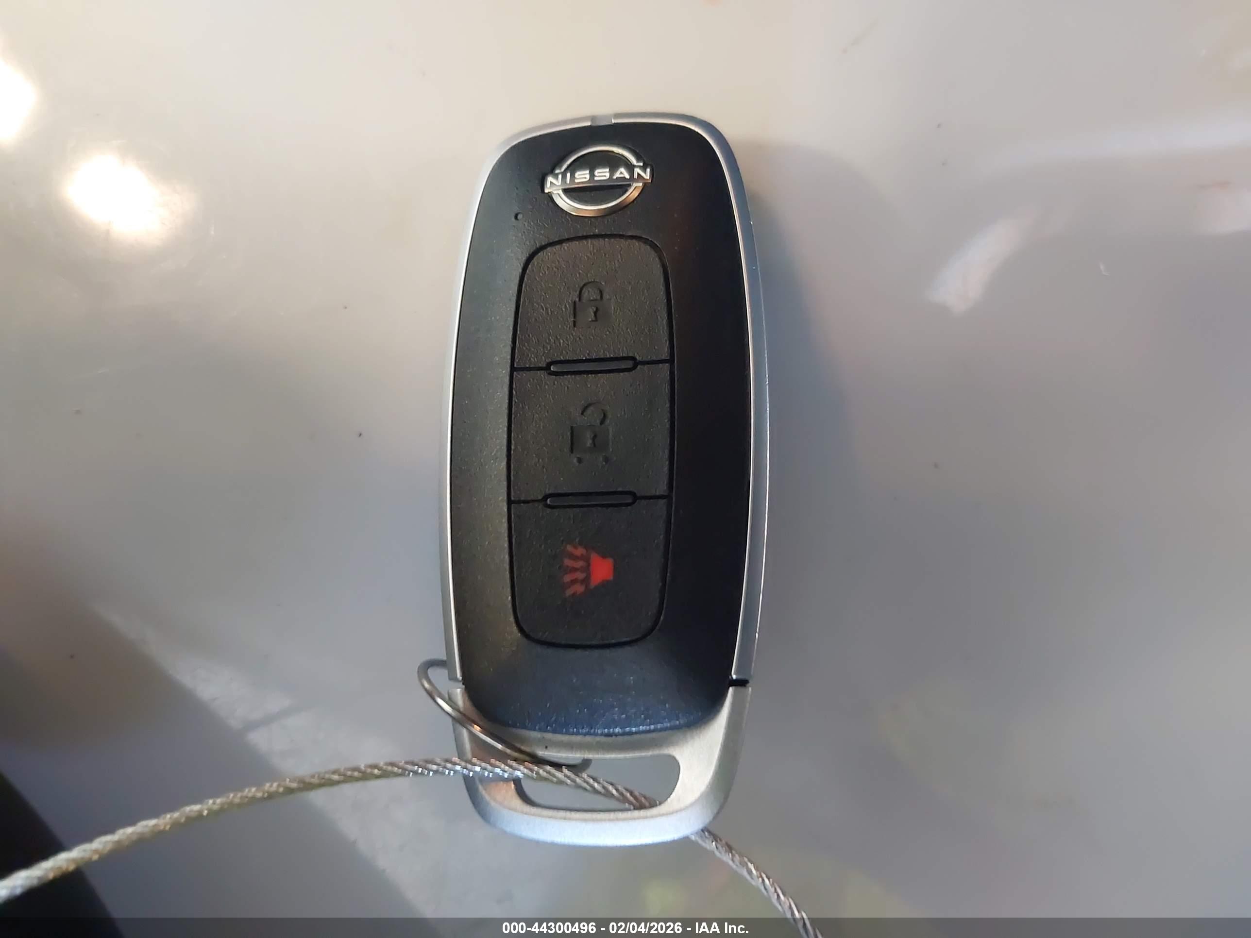 NISSAN ROGUE image 11