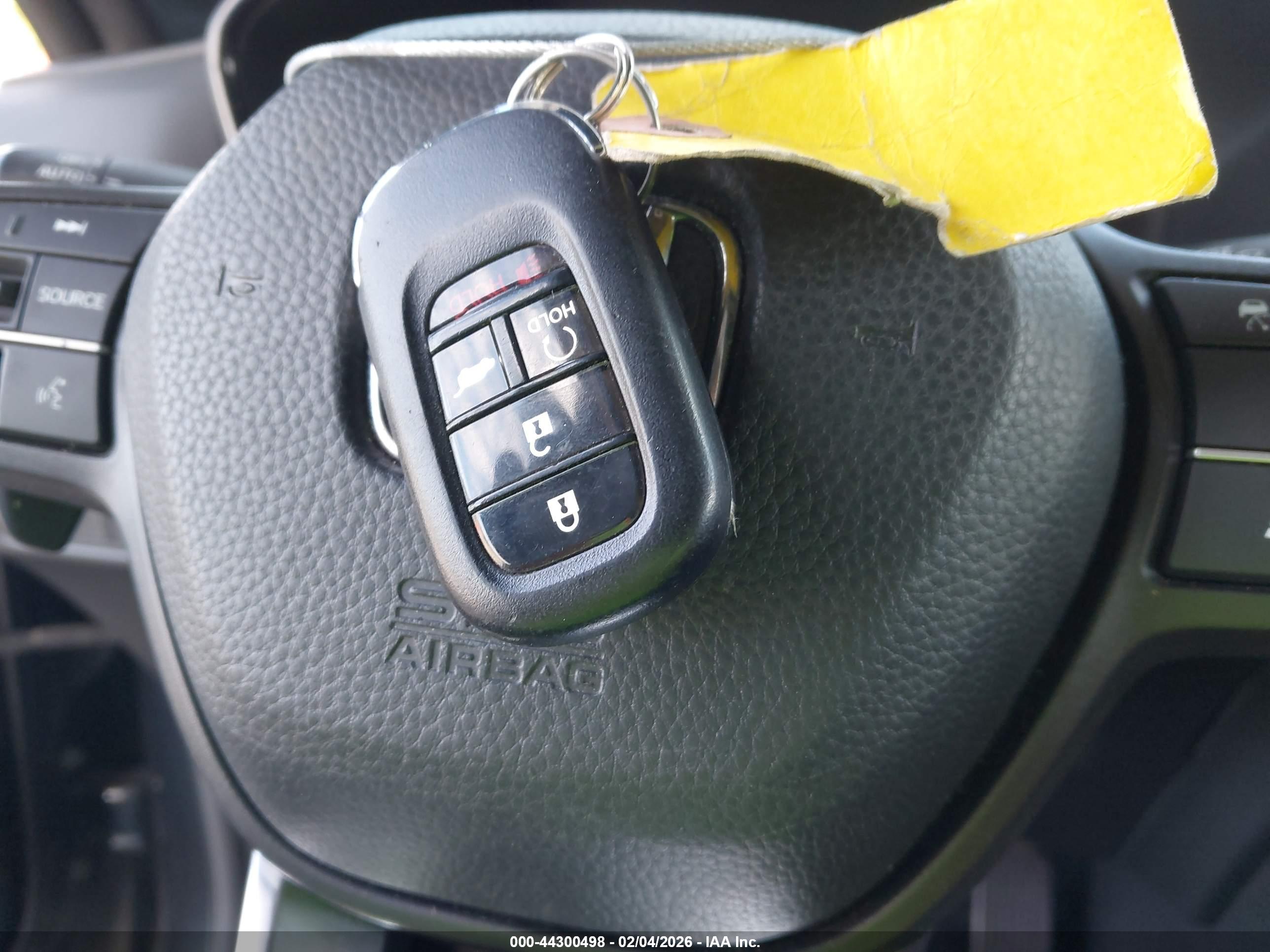 HONDA CR-V image 11