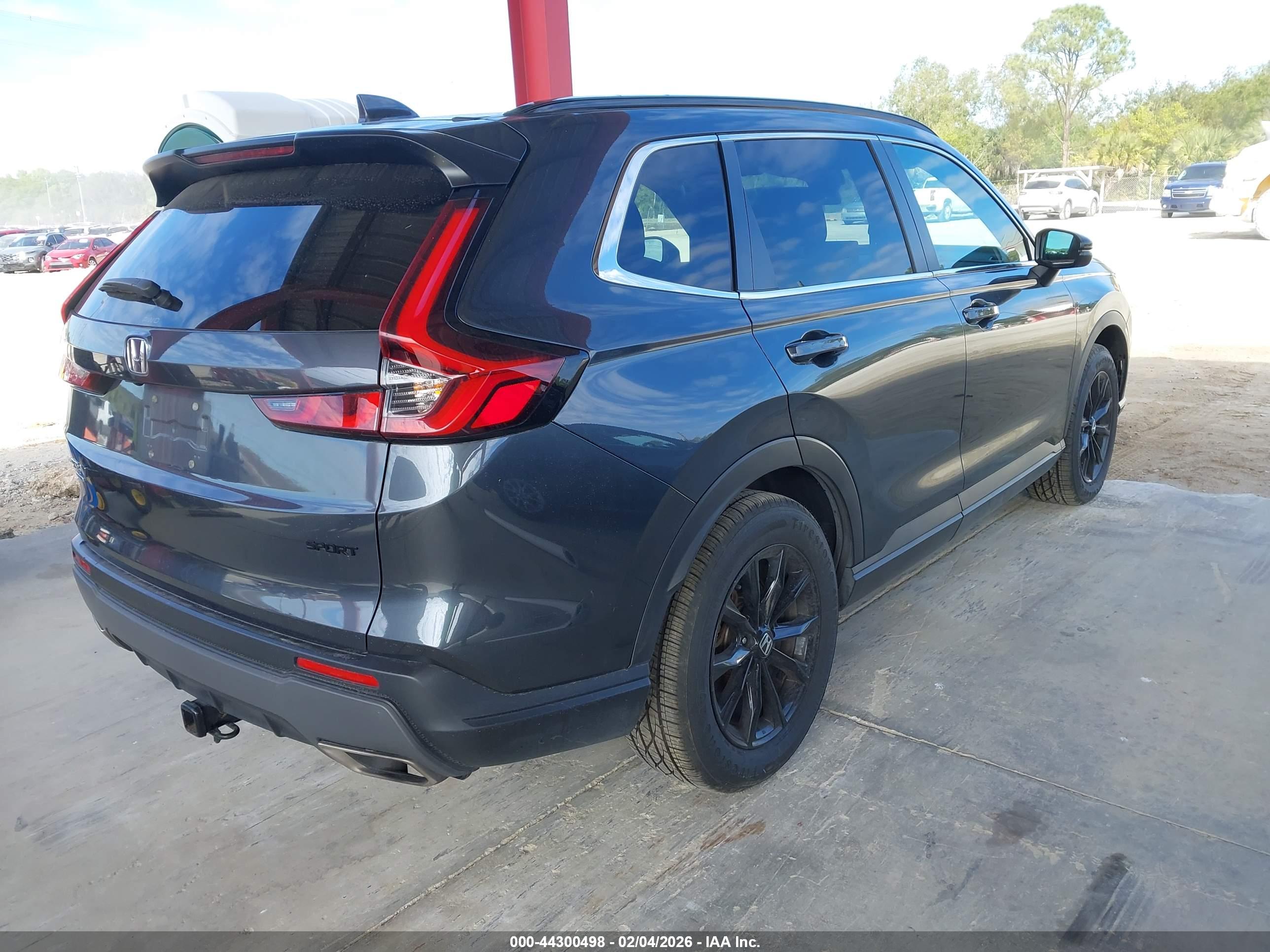 HONDA CR-V image 4