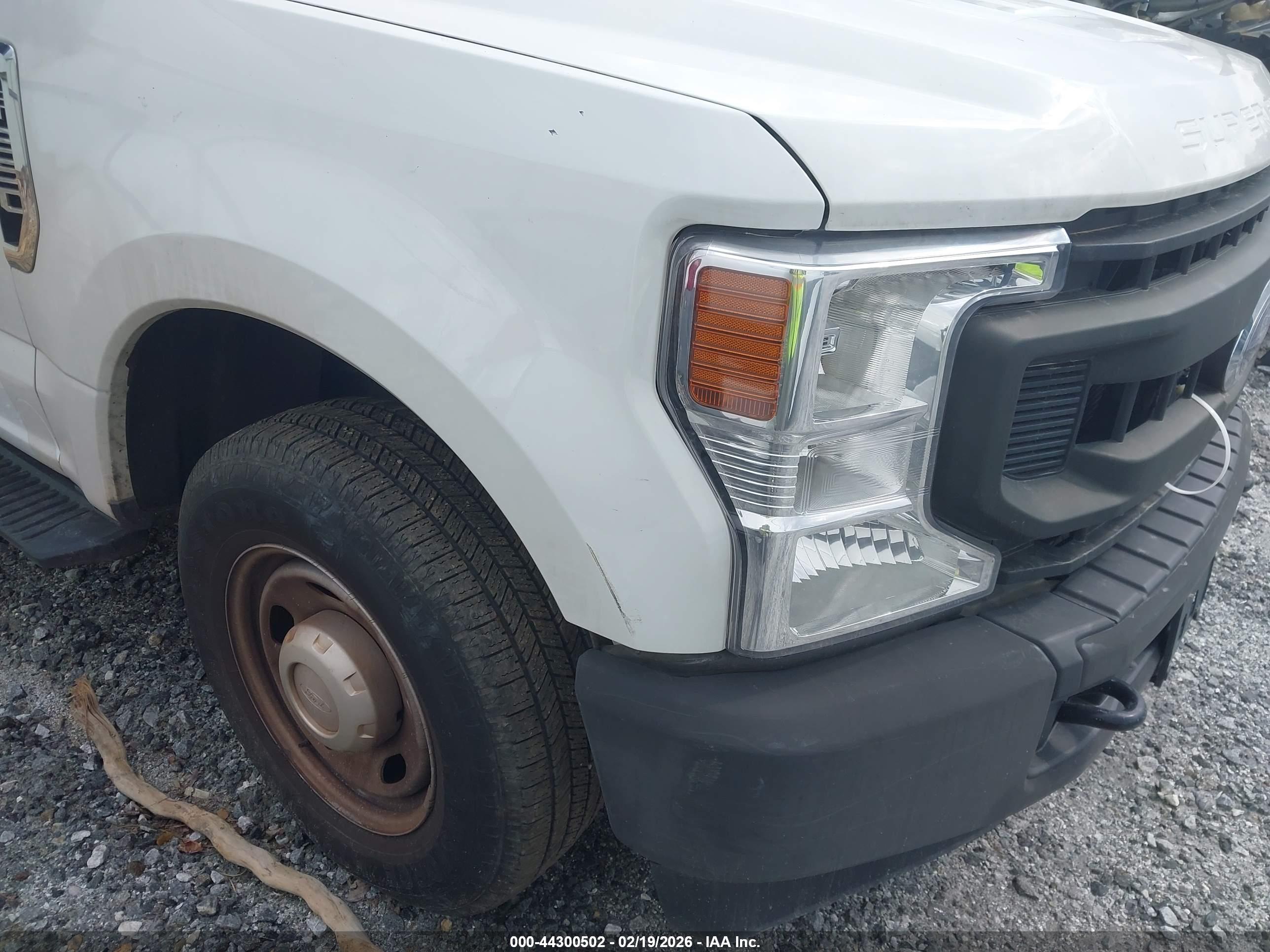 FORD F-250 image 6