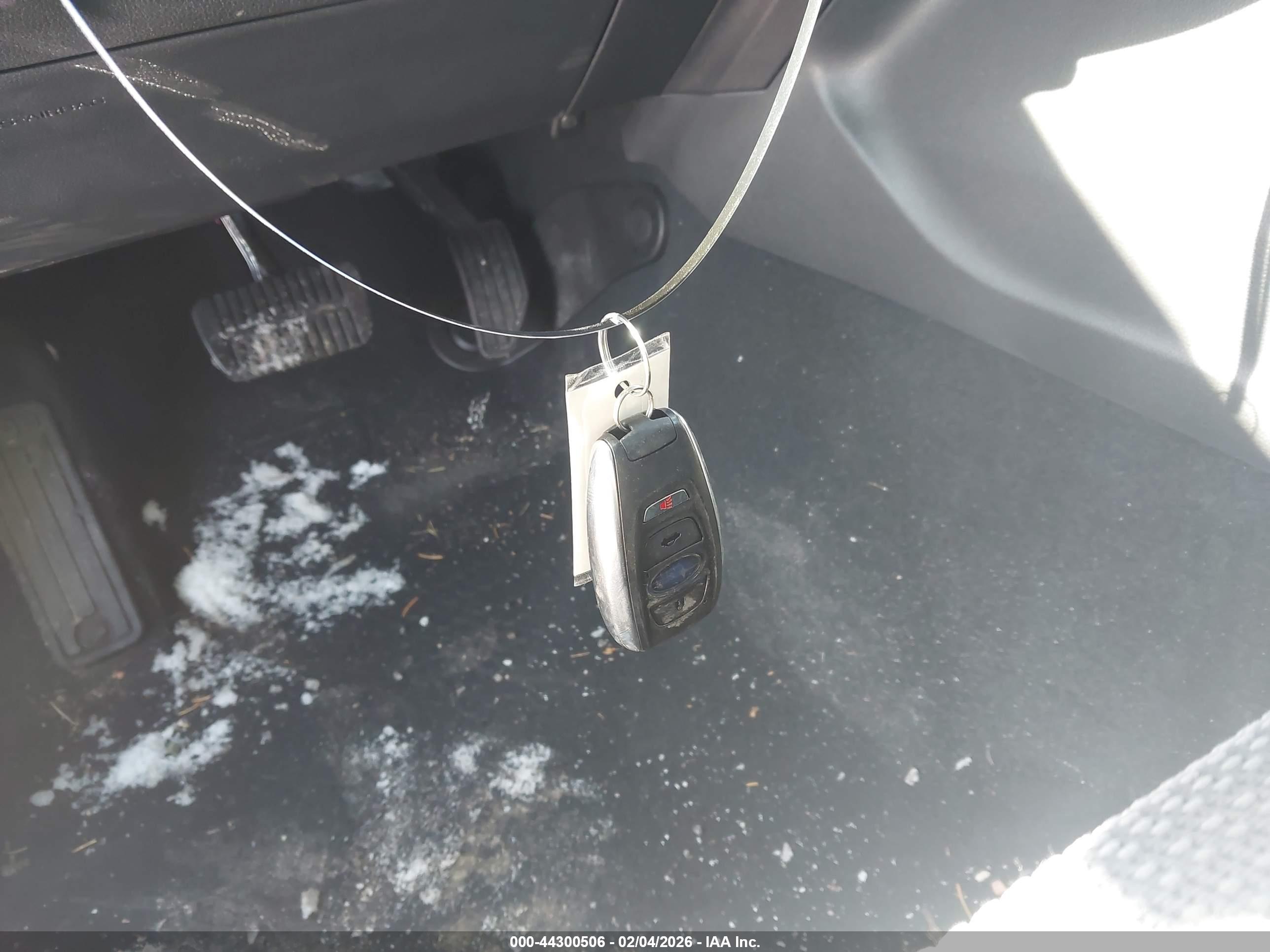 SUBARU OUTBACK image 11