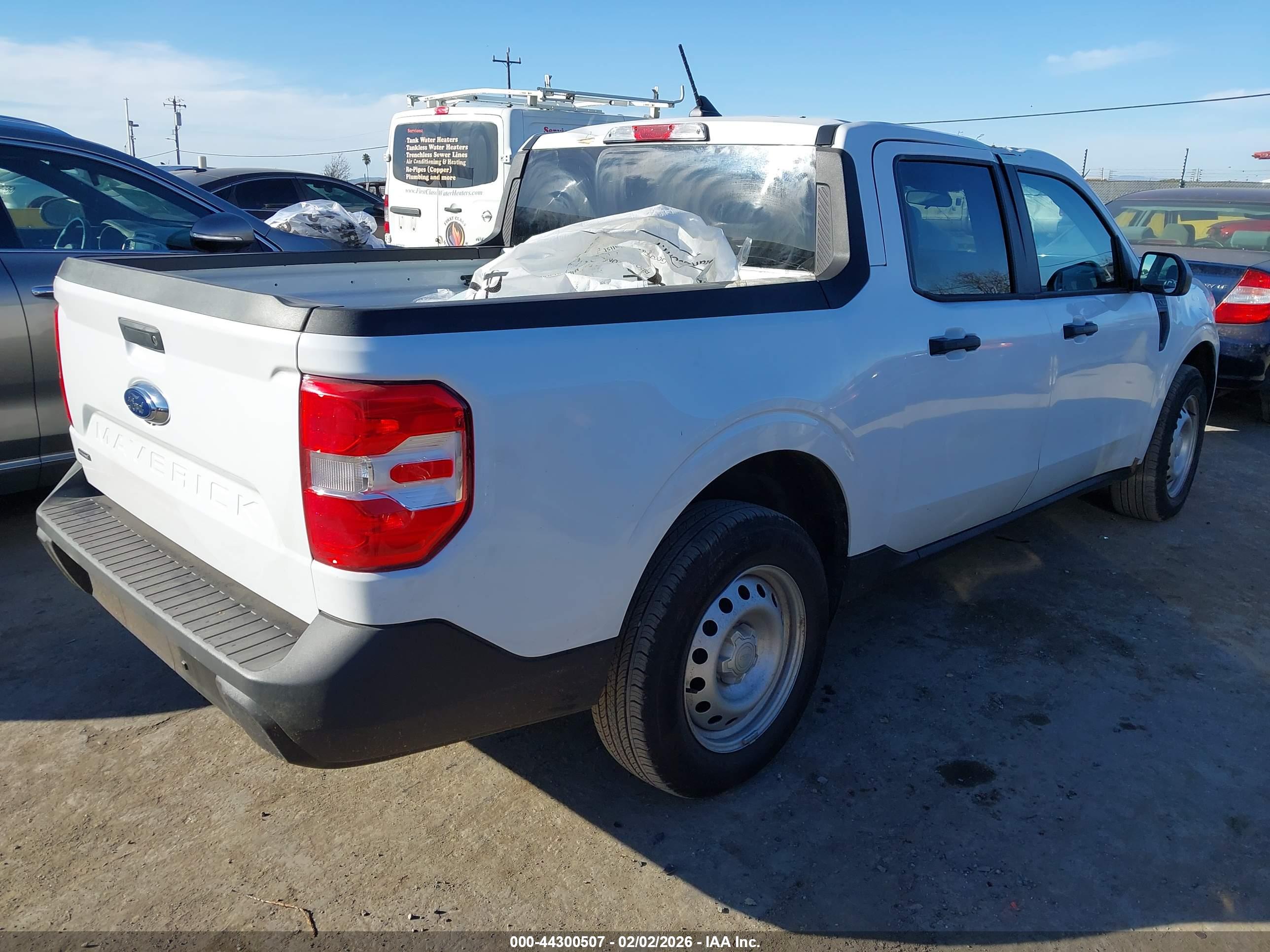 FORD MAVERICK image 4