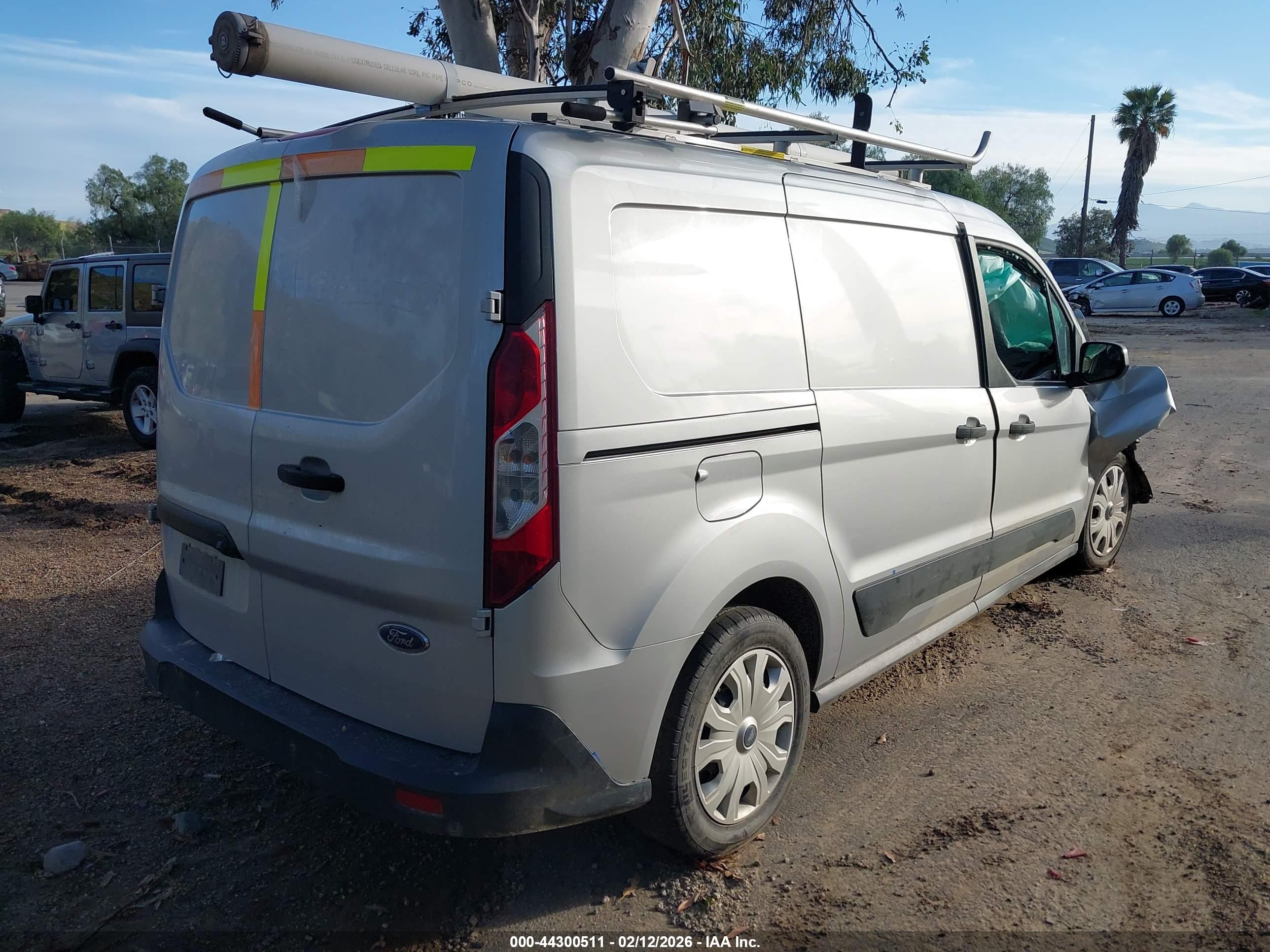 FORD TRANSIT image 4