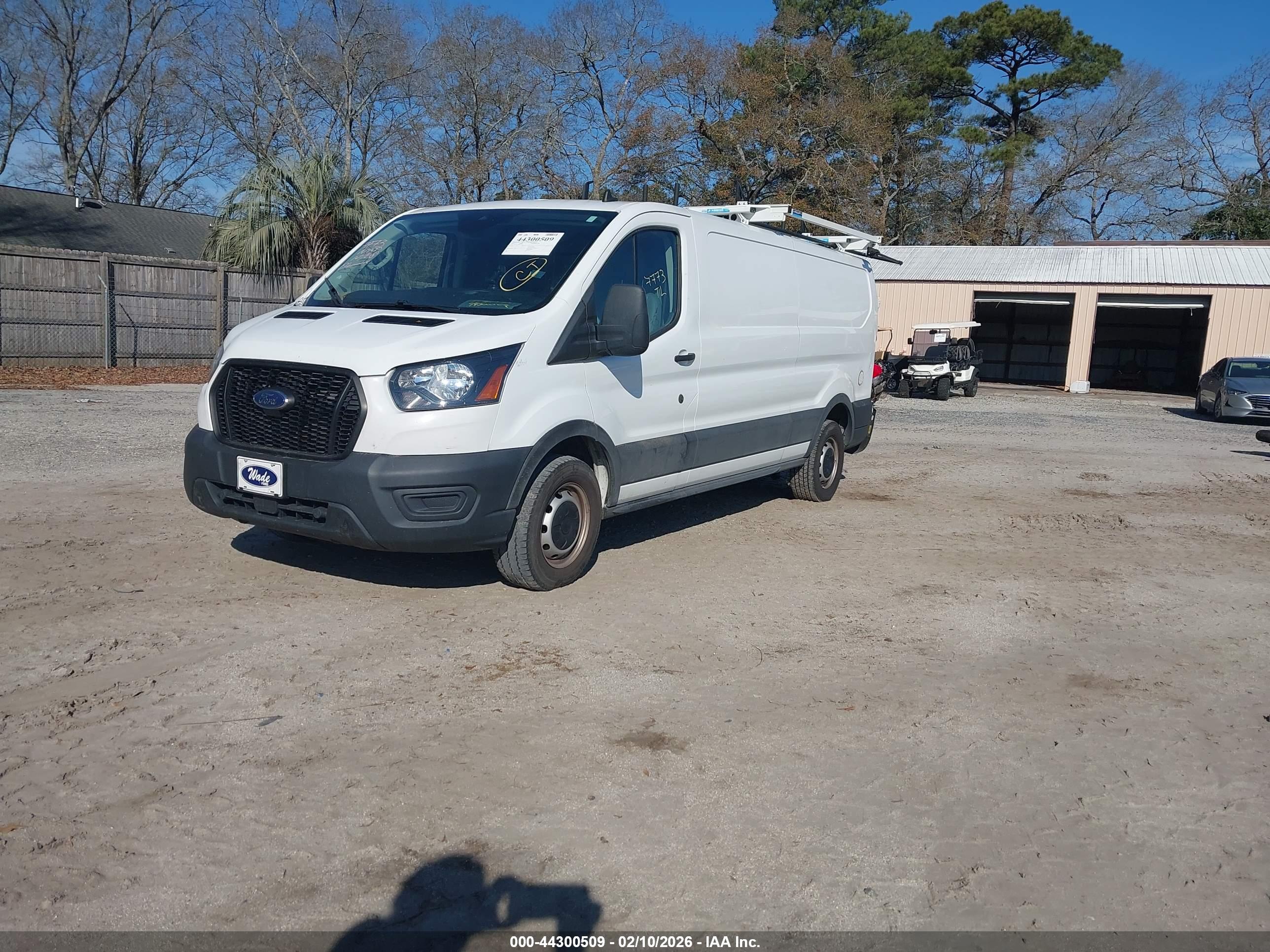 FORD TRANSIT-150 image 2