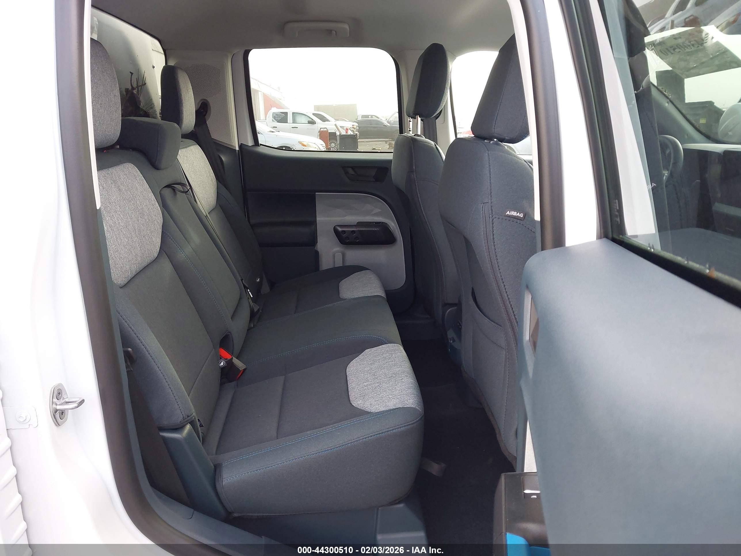 FORD MAVERICK image 8