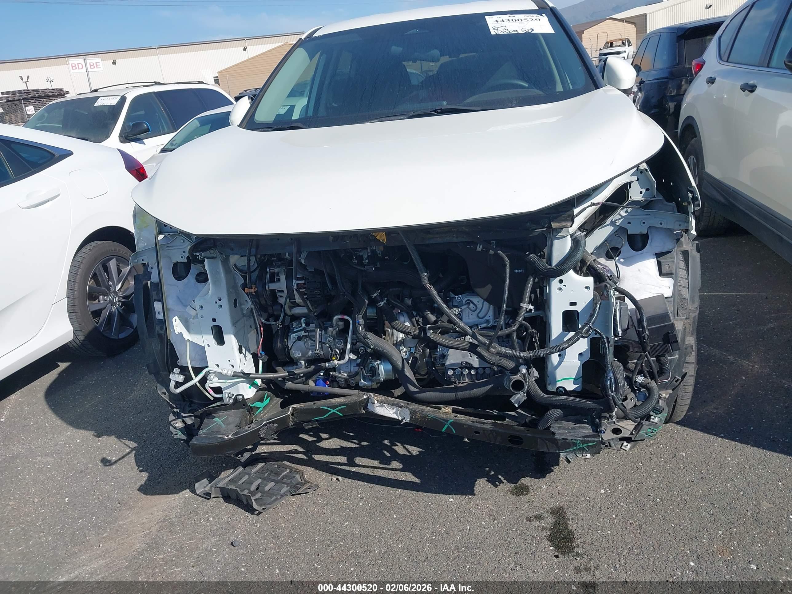 NISSAN ROGUE image 6