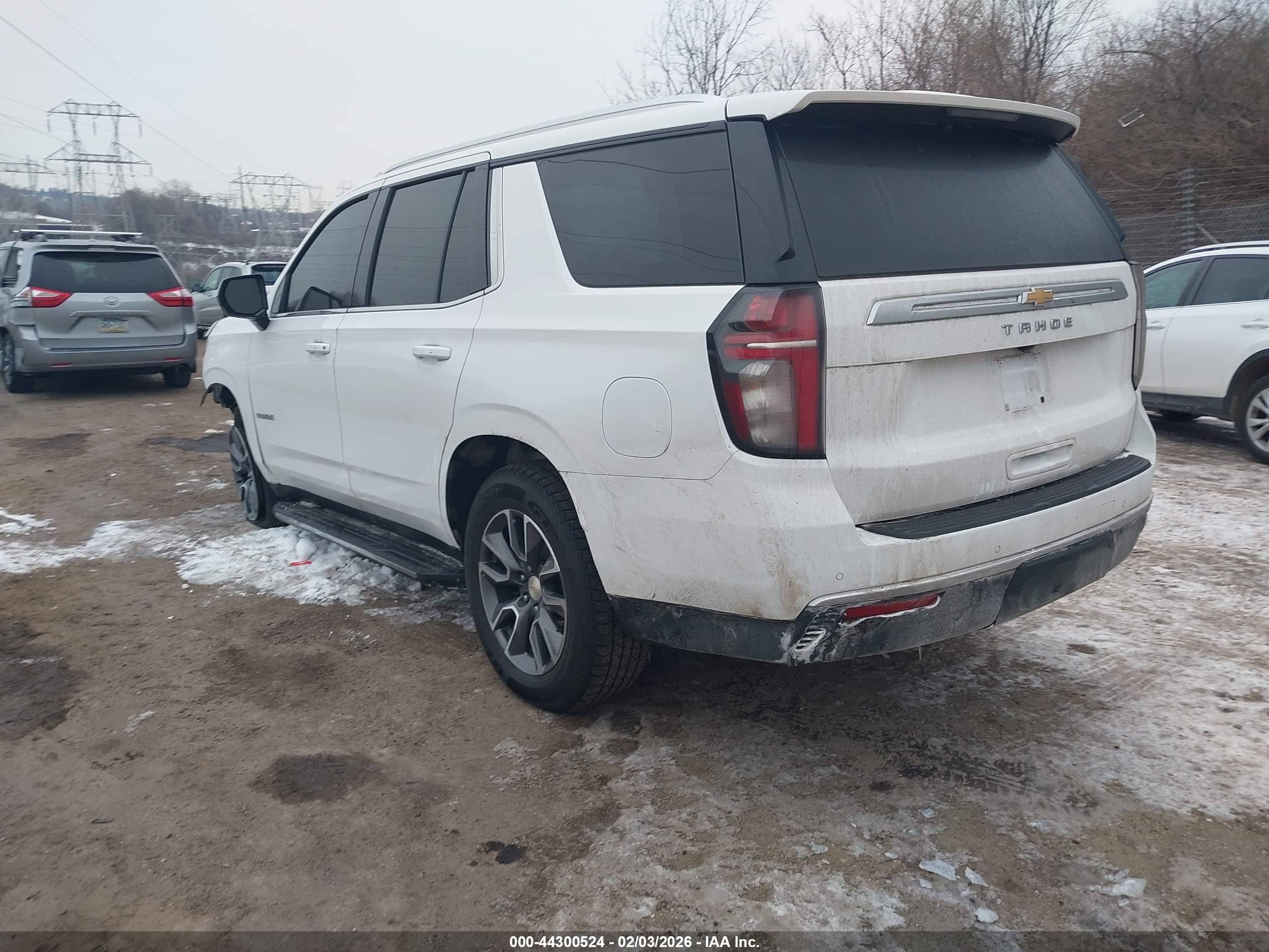 CHEVROLET TAHOE image 3