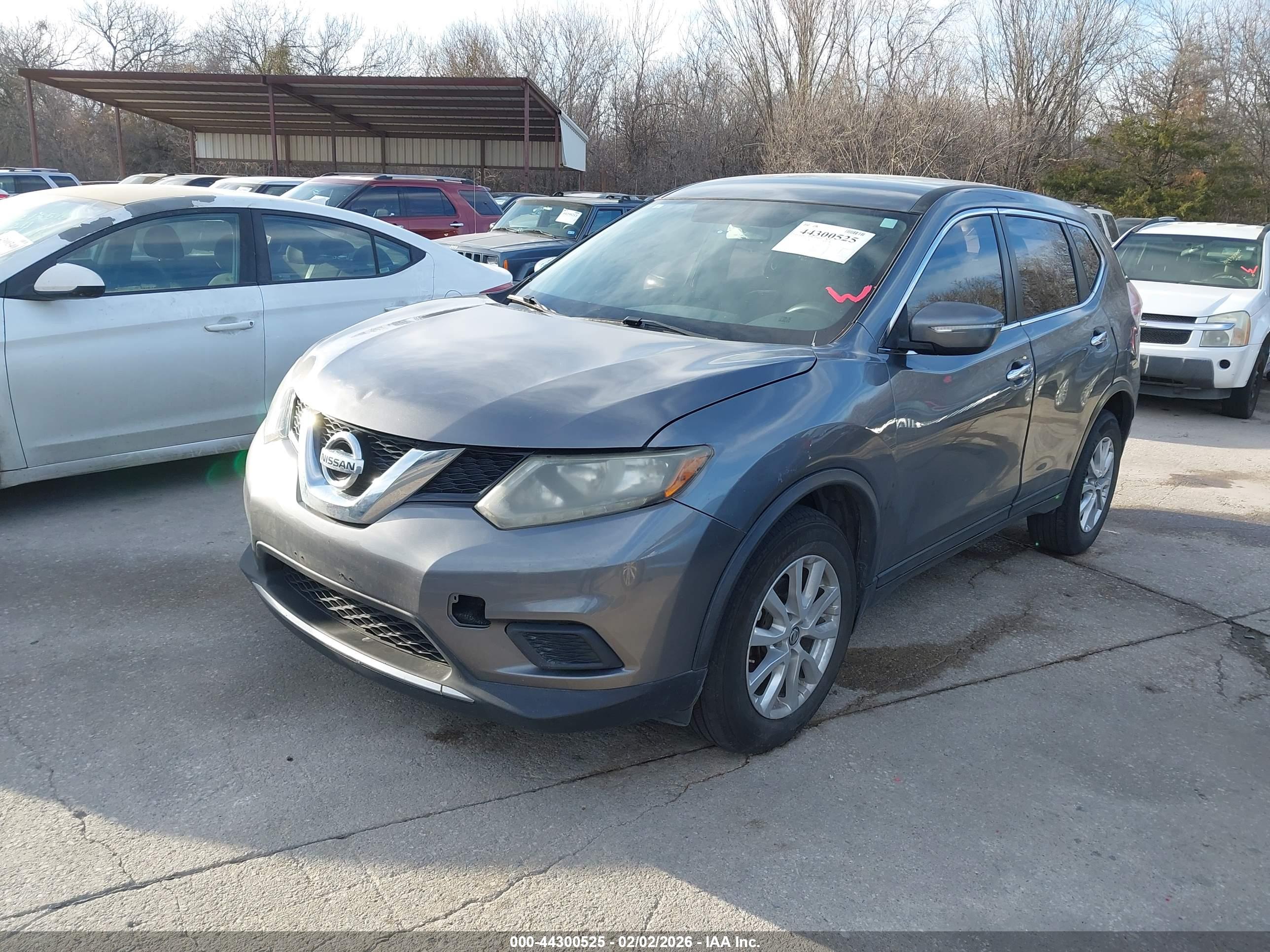 NISSAN ROGUE image 2