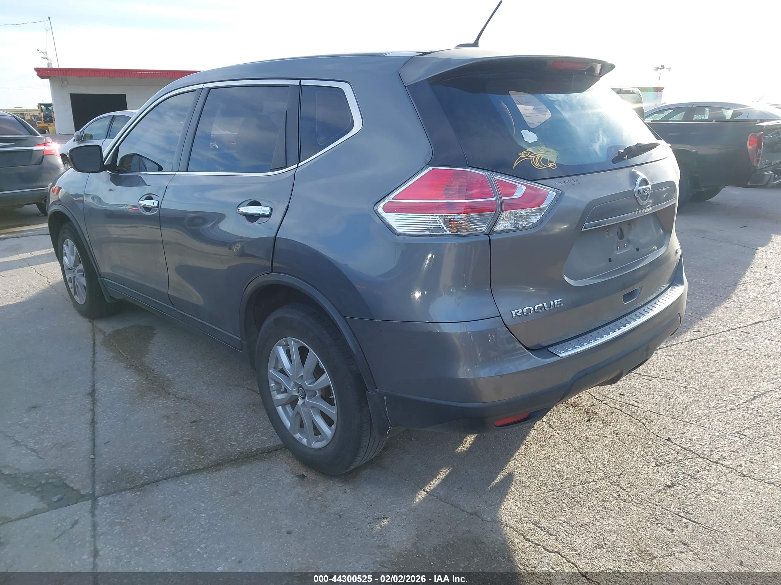 NISSAN ROGUE image 3