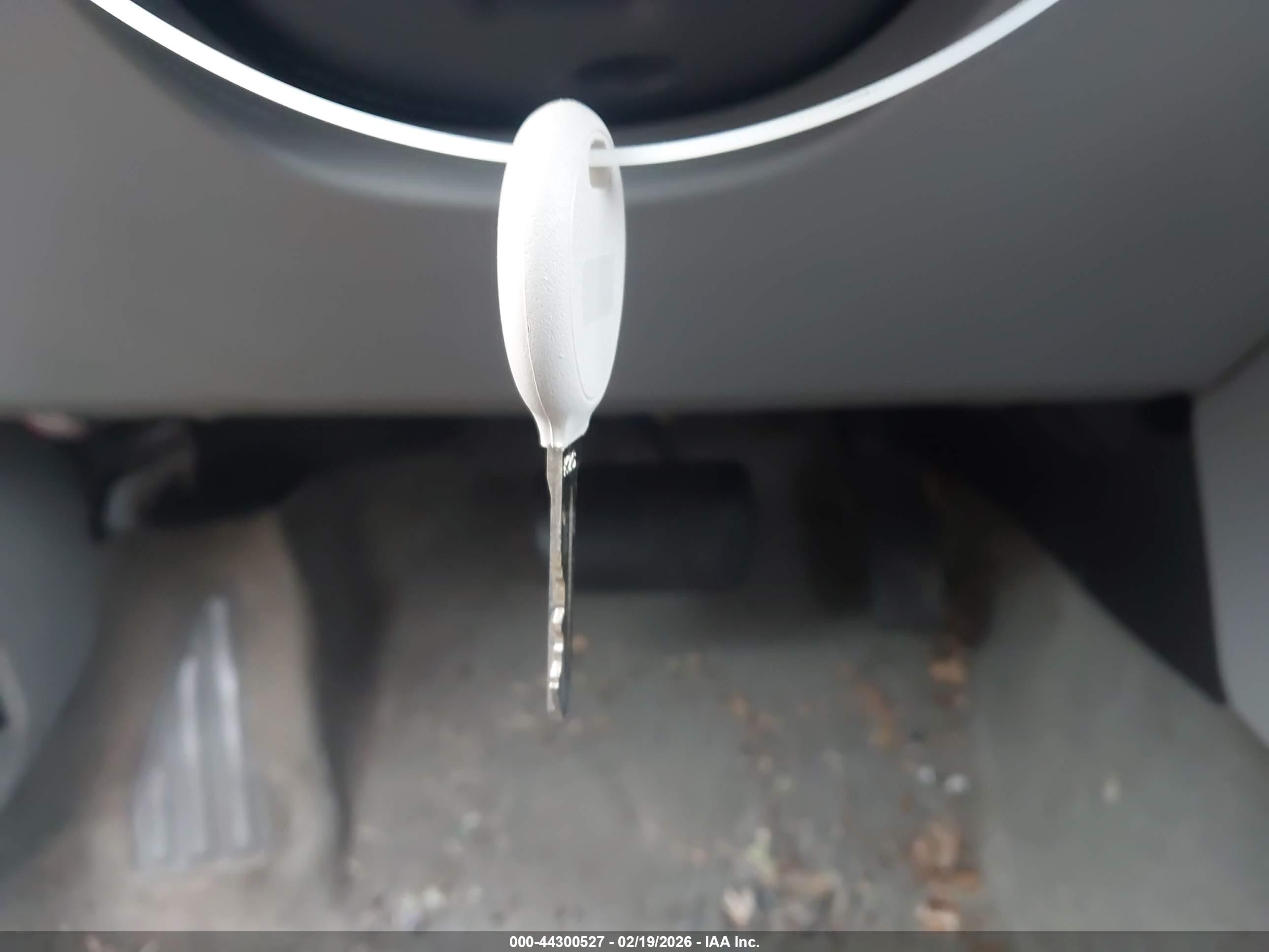 CHRYSLER SEBRING image 11