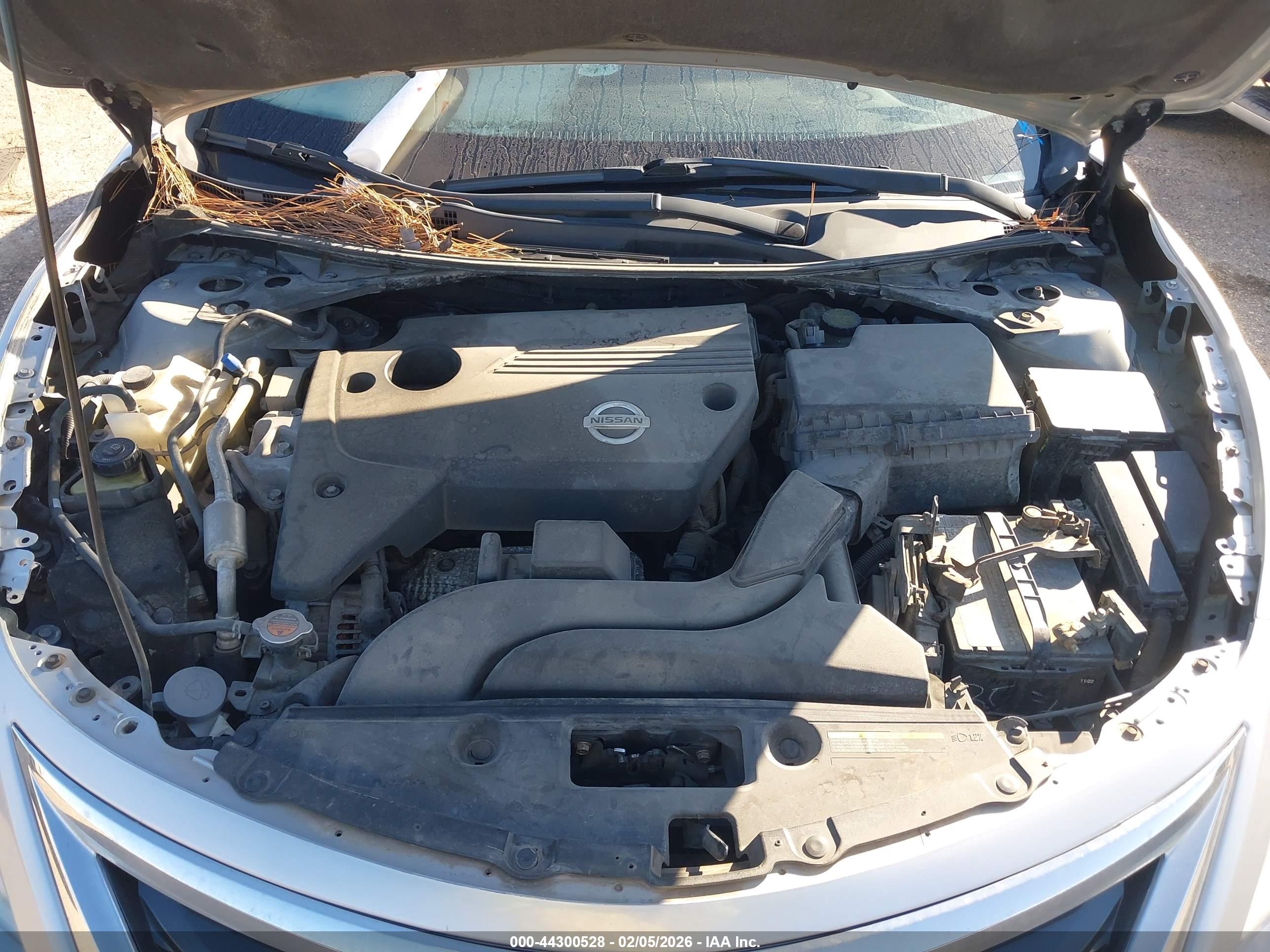 NISSAN ALTIMA image 10