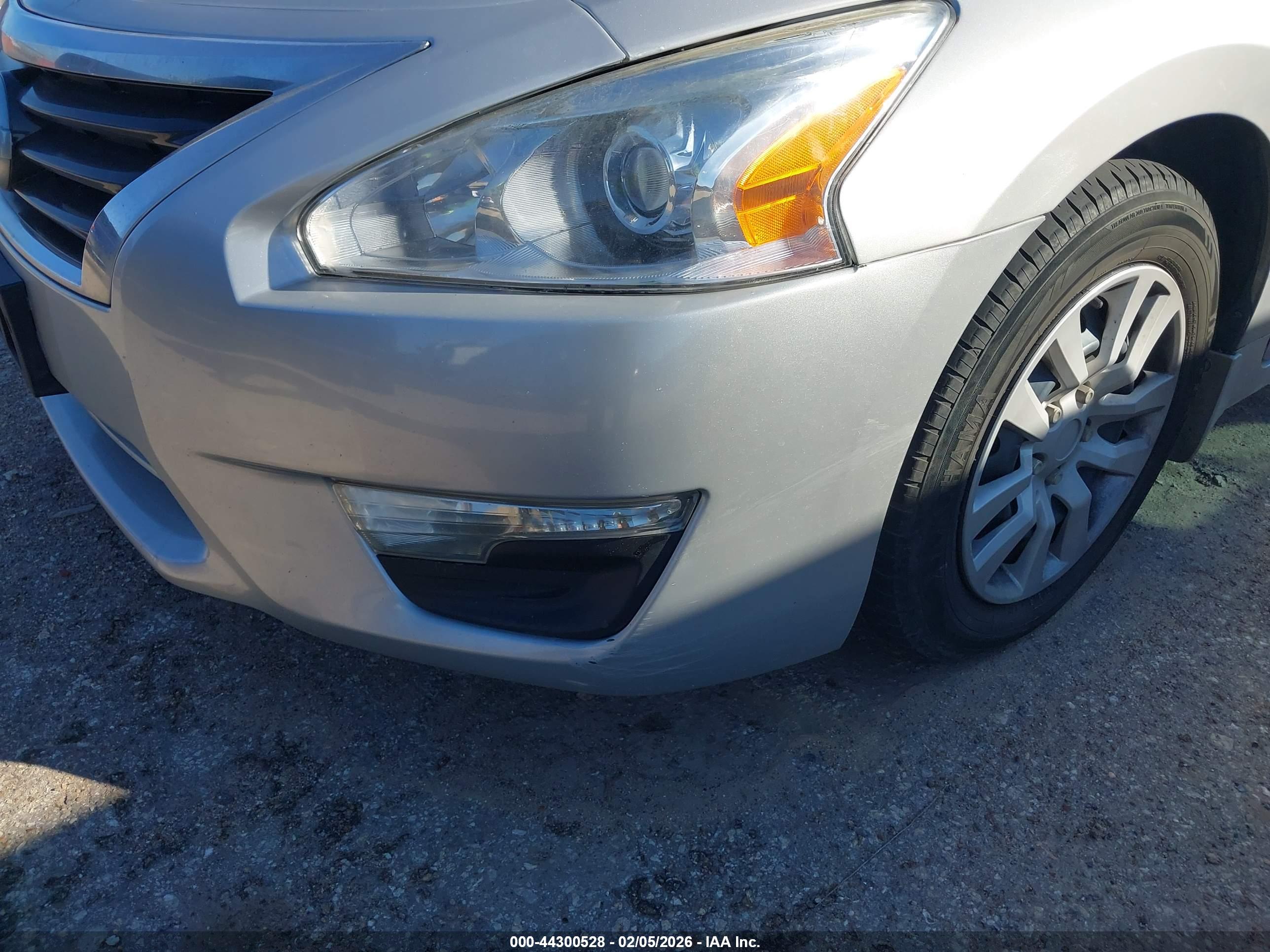 NISSAN ALTIMA image 6