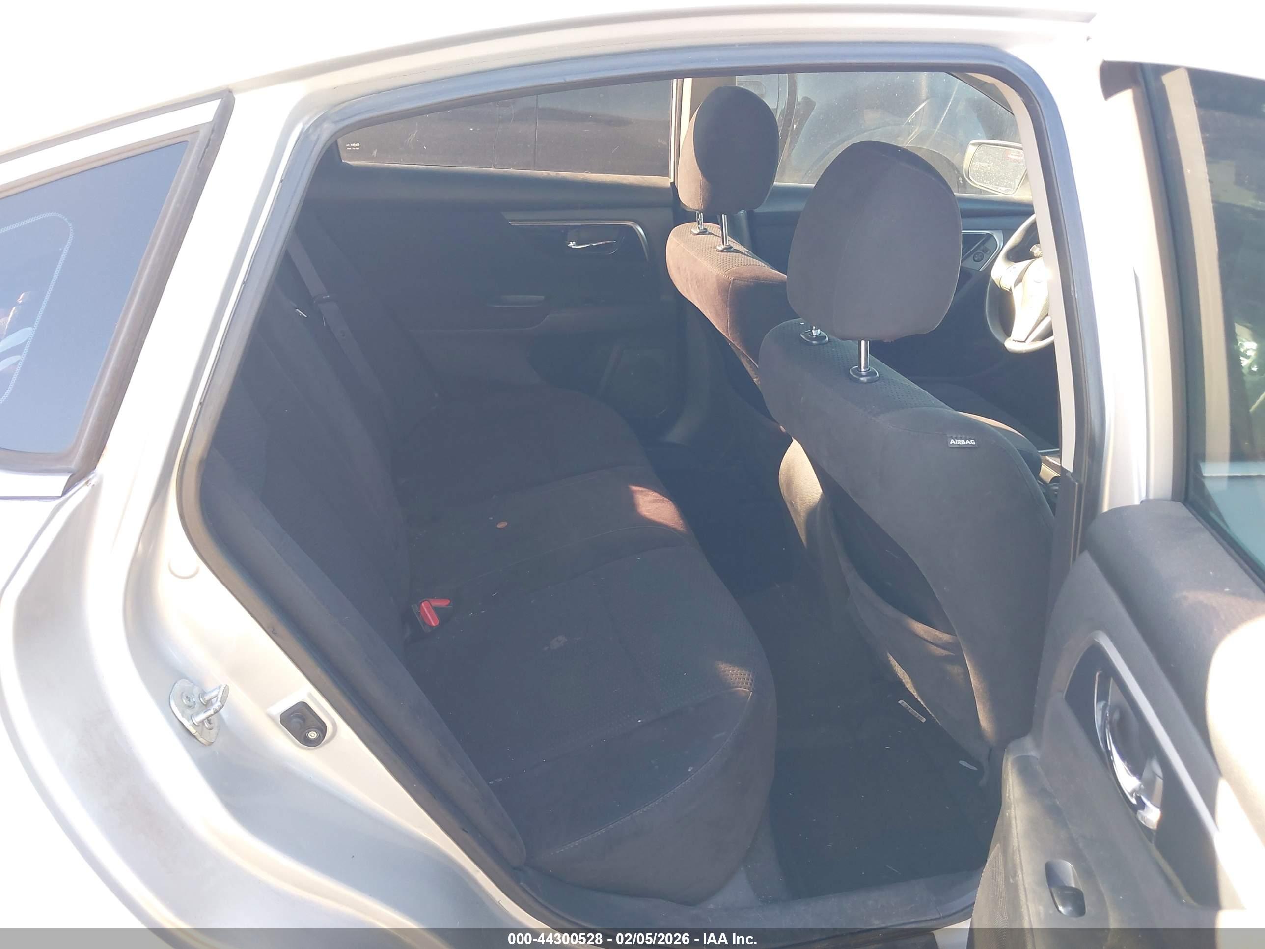 NISSAN ALTIMA image 8