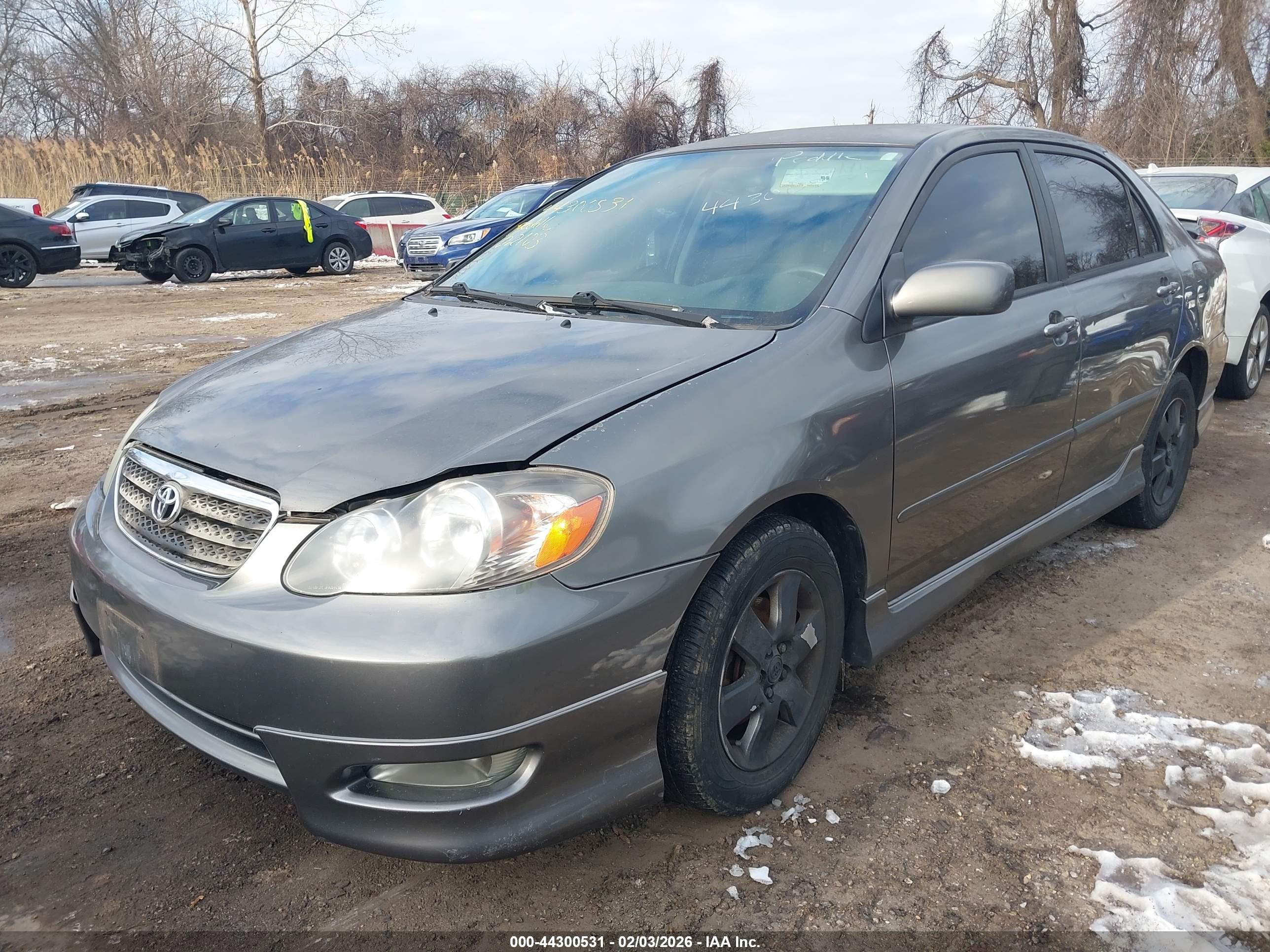 TOYOTA COROLLA image 2