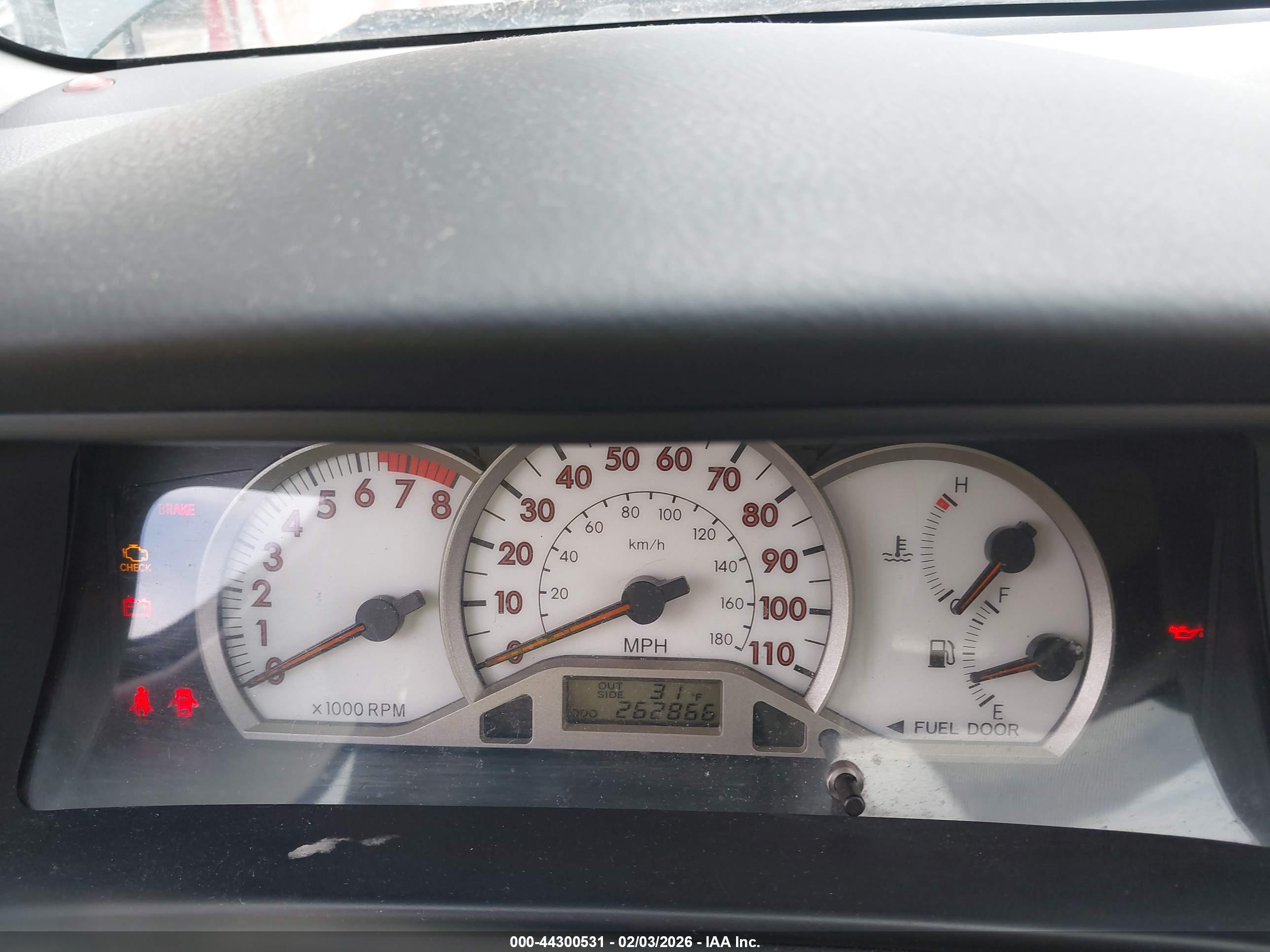 TOYOTA COROLLA image 7