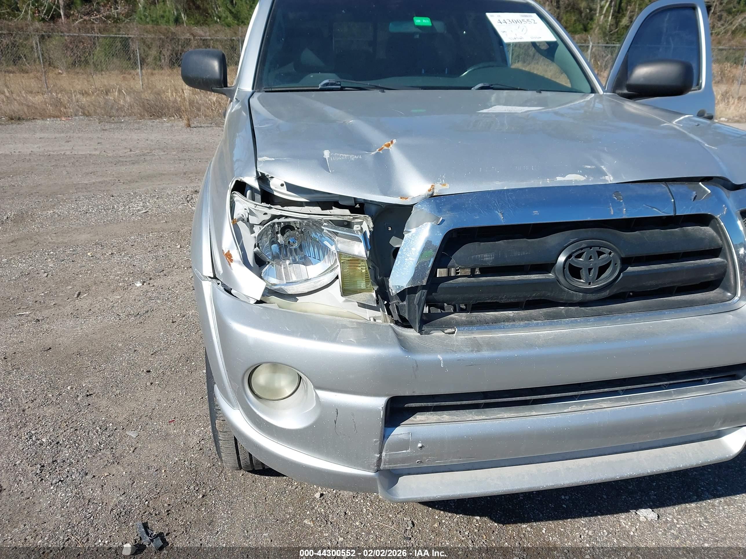 TOYOTA TACOMA image 6