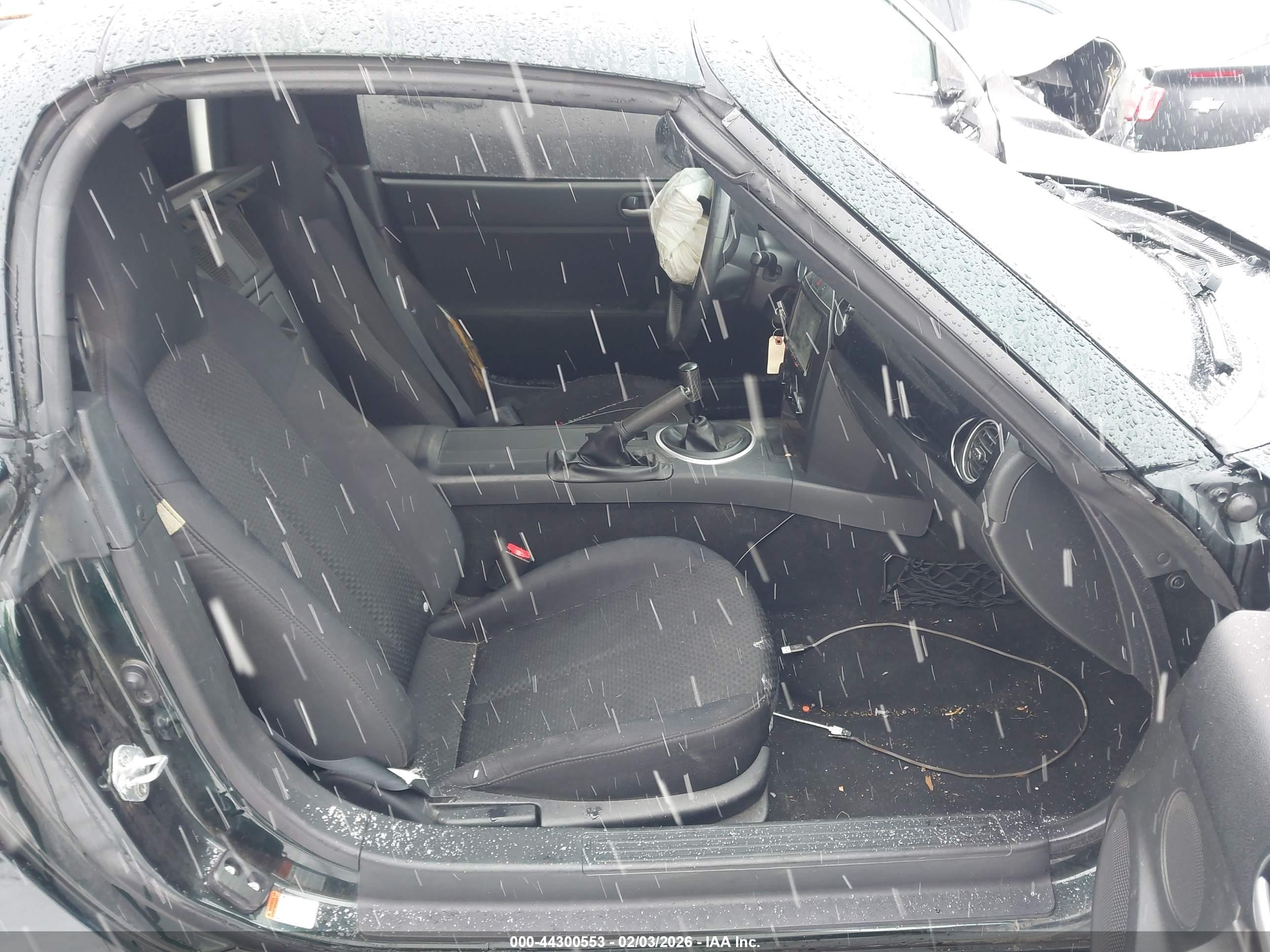 MAZDA MX-5 image 5