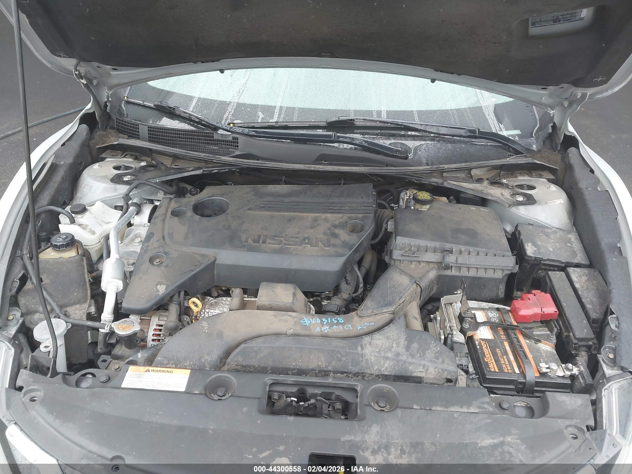 NISSAN ALTIMA image 10