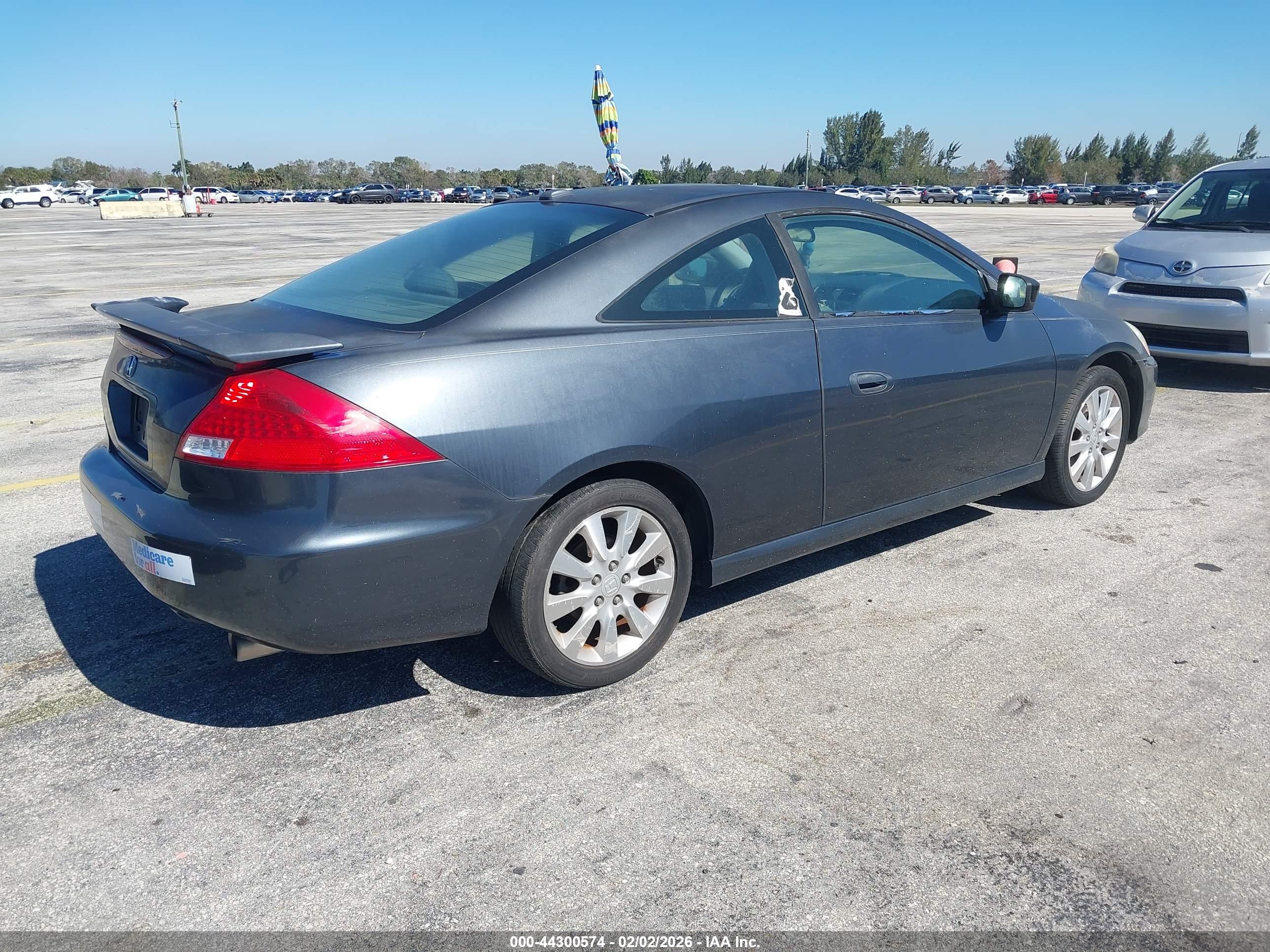 HONDA ACCORD image 4