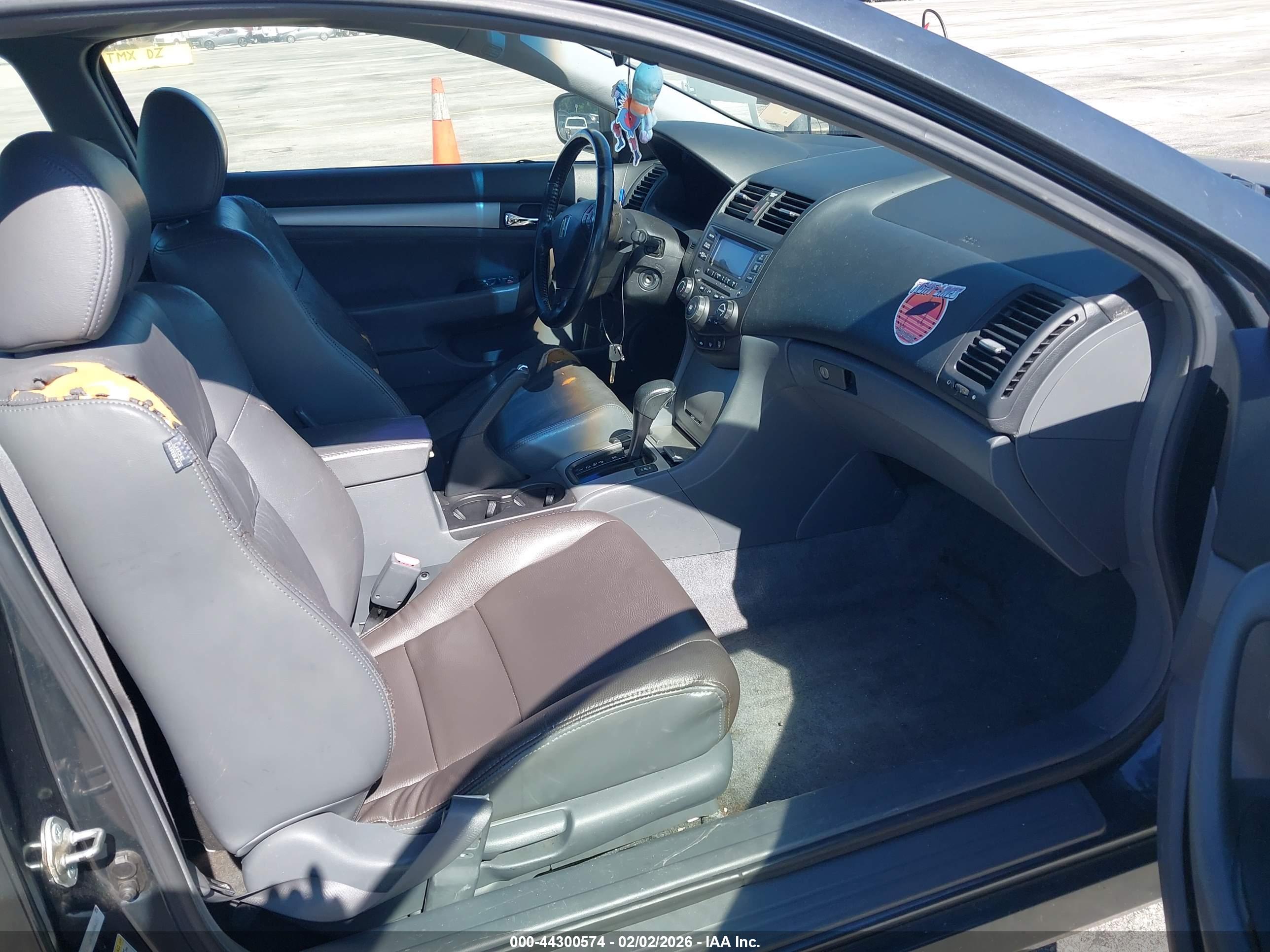 HONDA ACCORD image 5