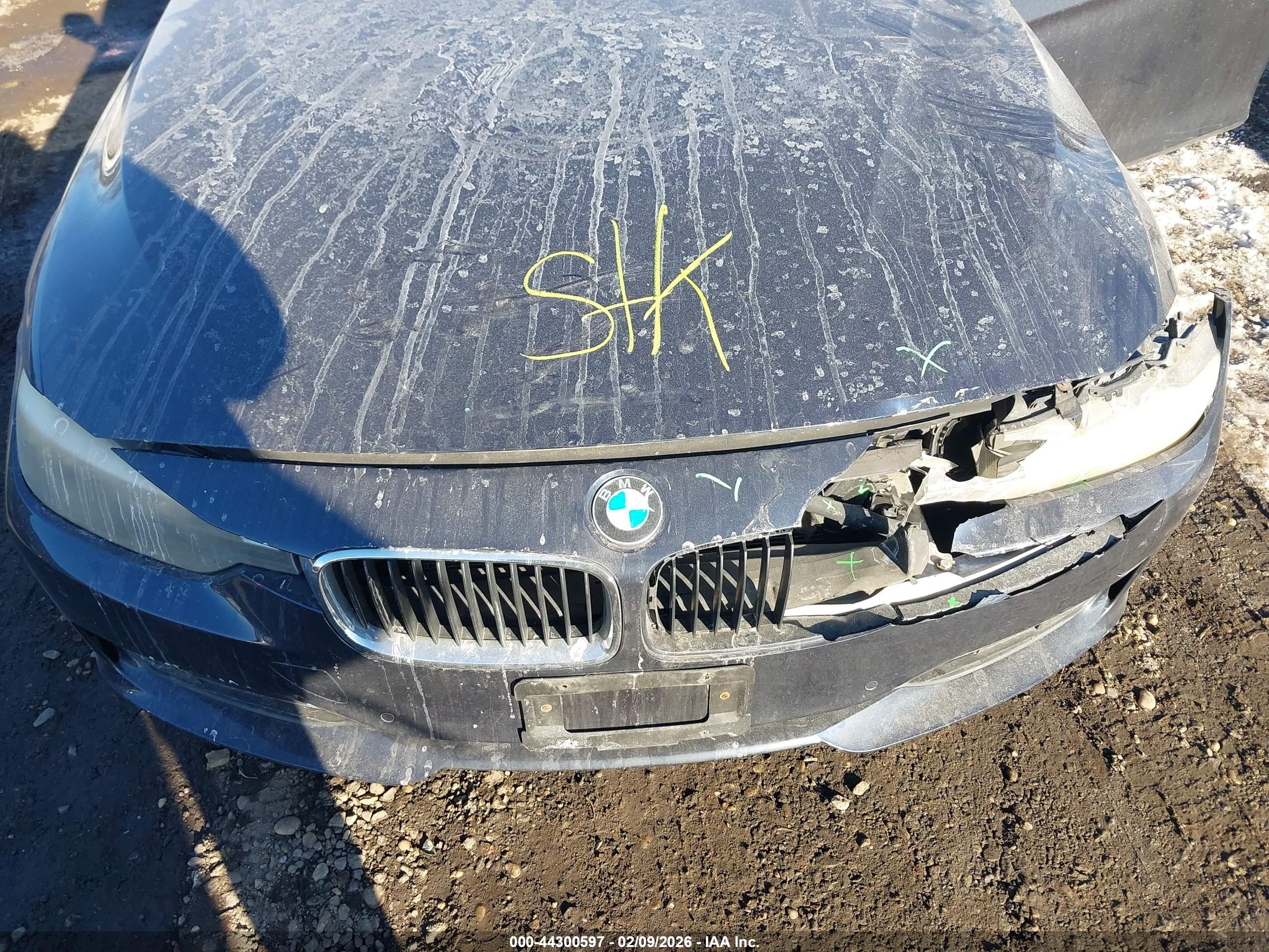 BMW 328I image 10