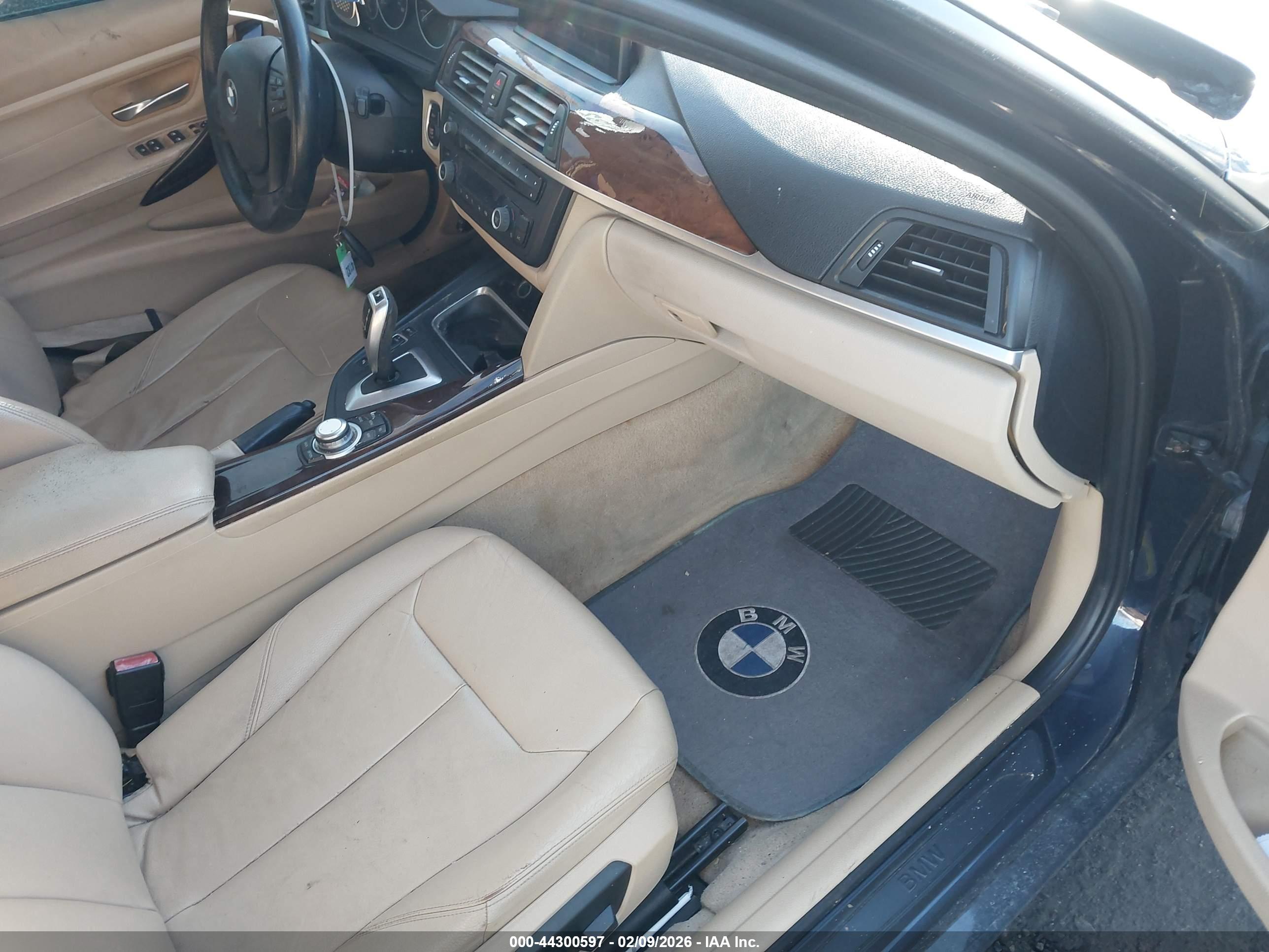 BMW 328I image 5