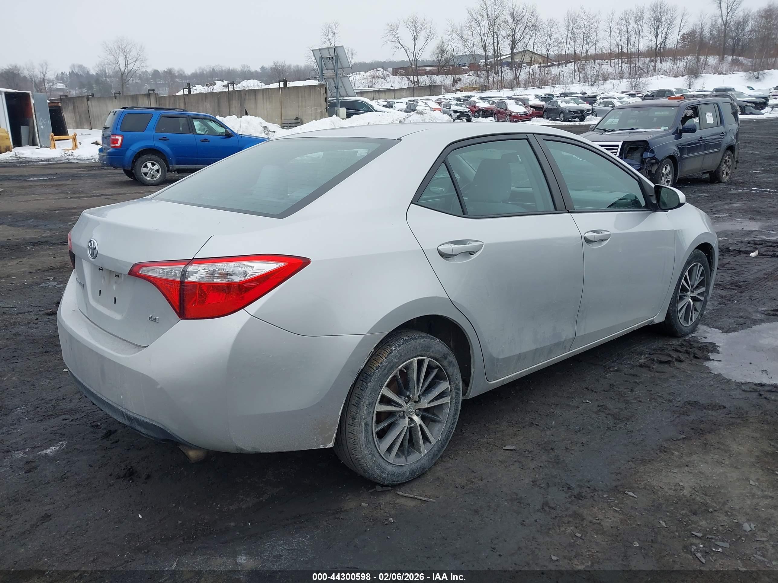 TOYOTA COROLLA image 4