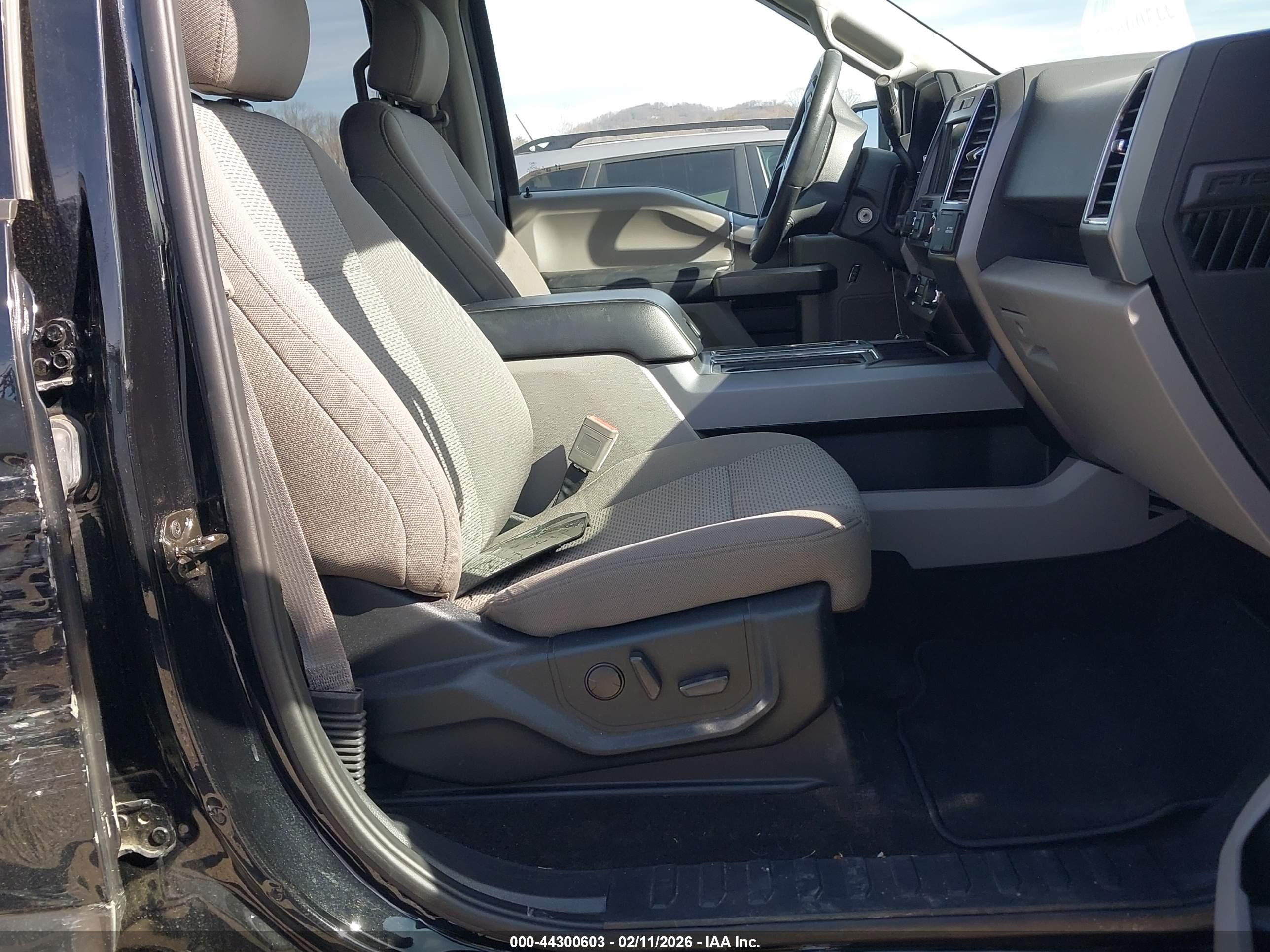FORD F-150 image 5