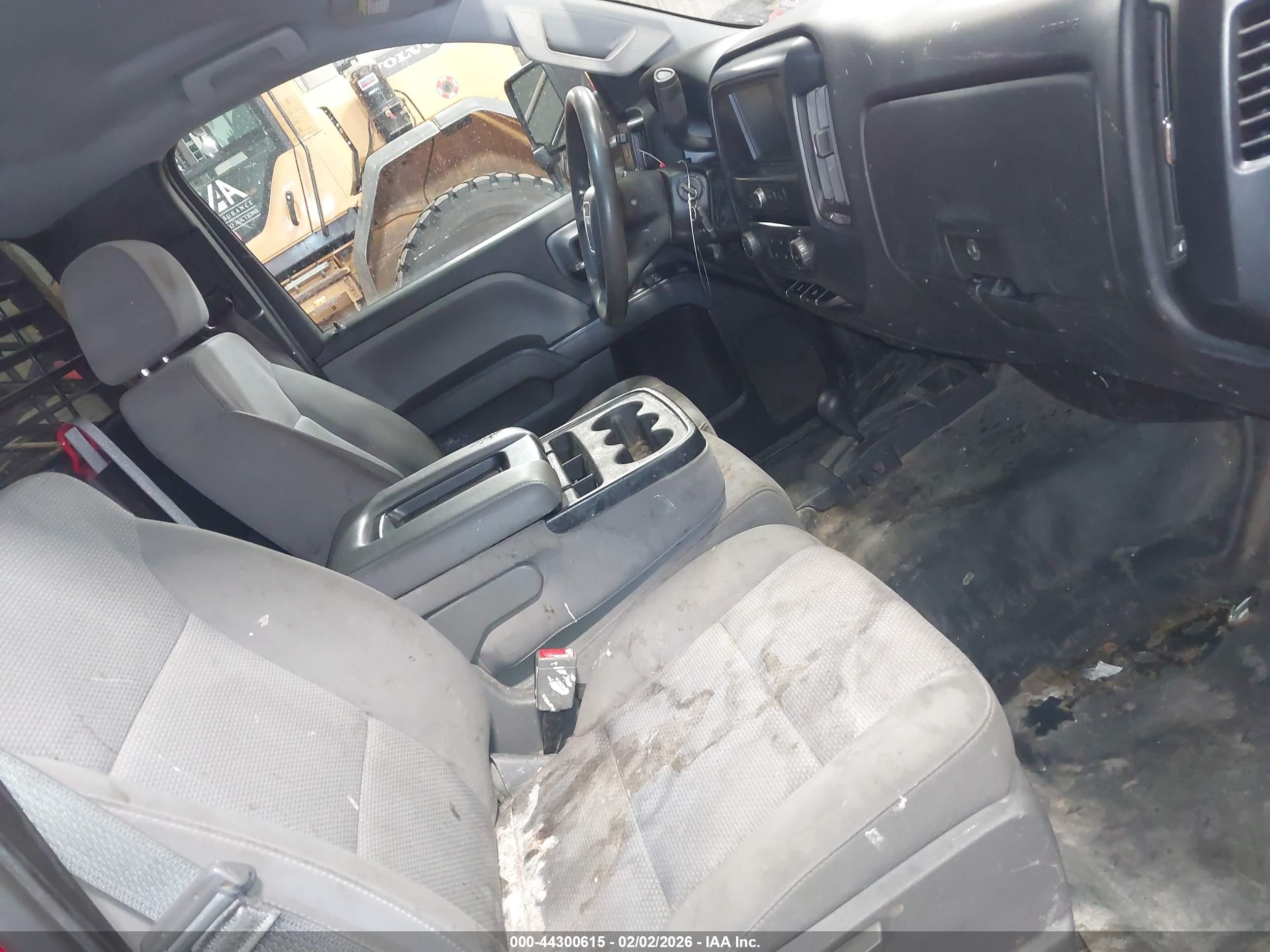 GMC SIERRA image 5