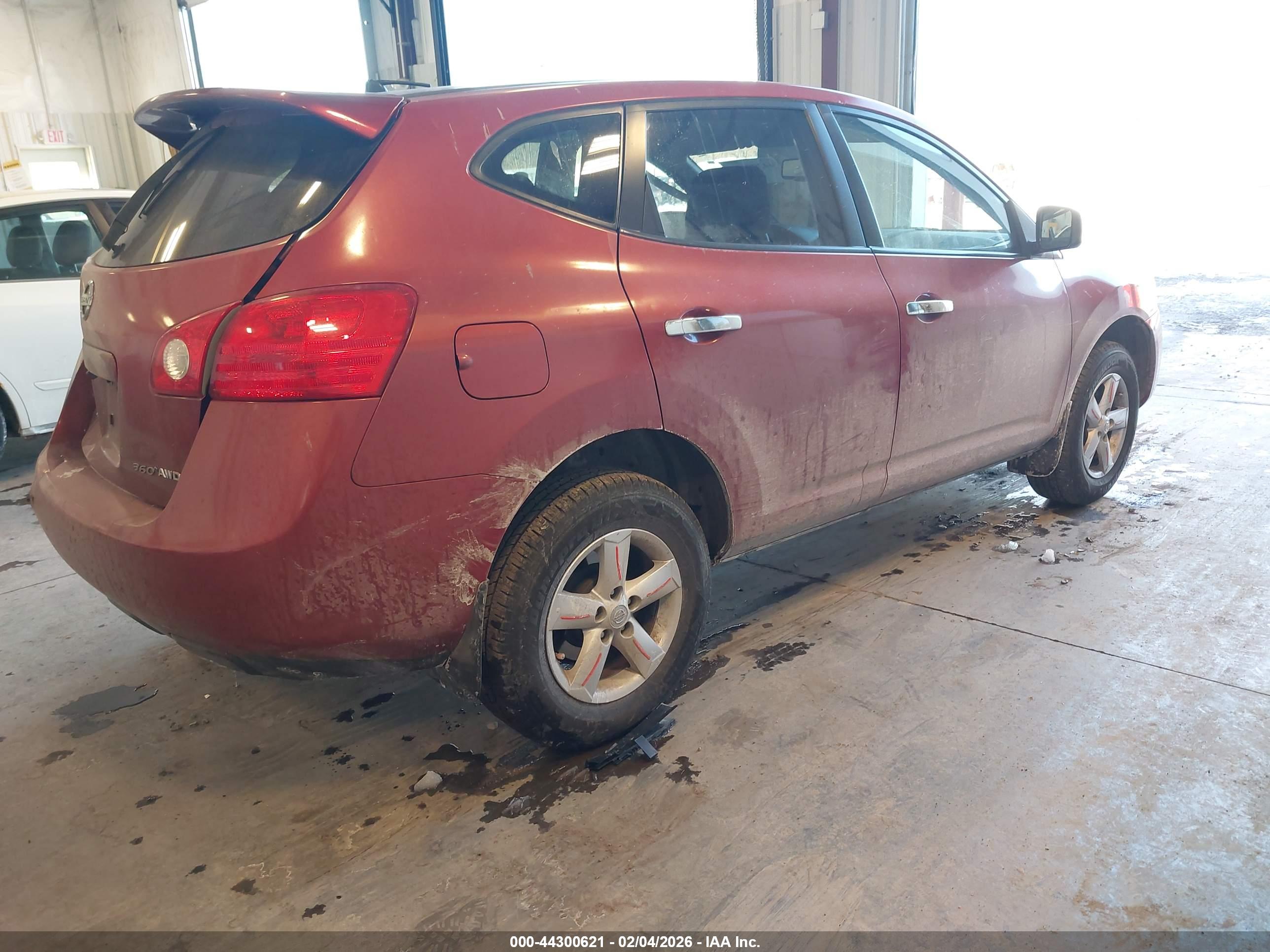 NISSAN ROGUE image 4