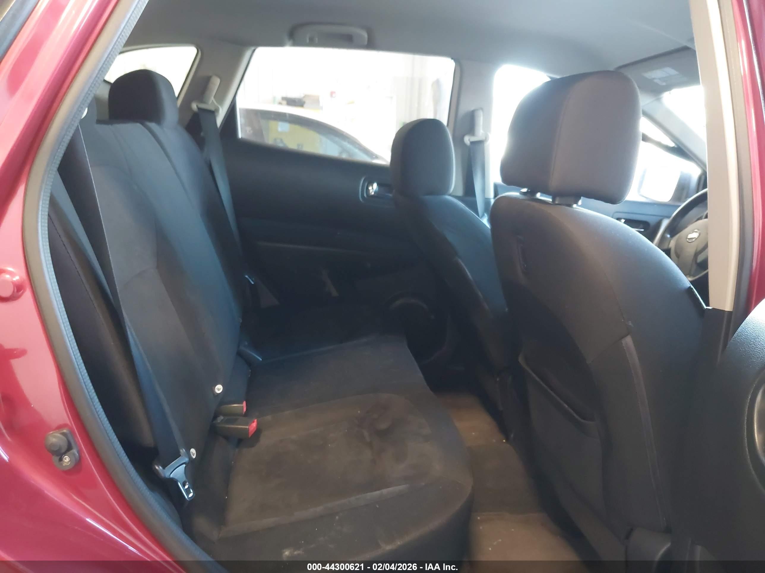 NISSAN ROGUE image 8