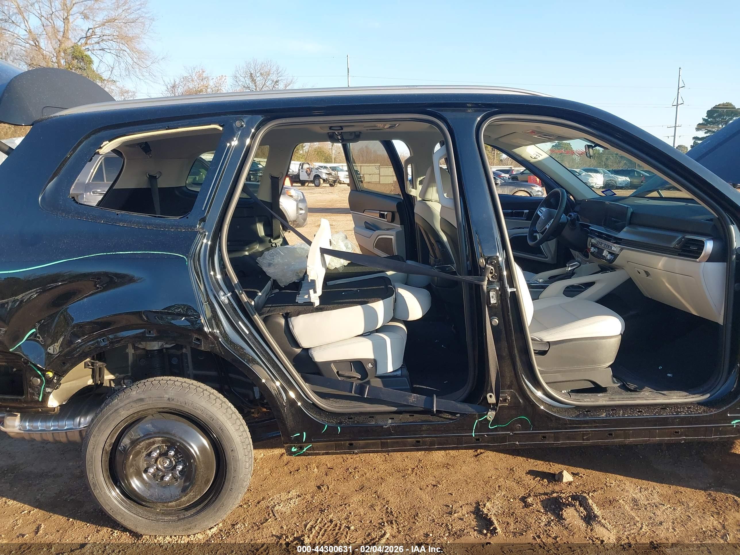 KIA TELLURIDE image 6