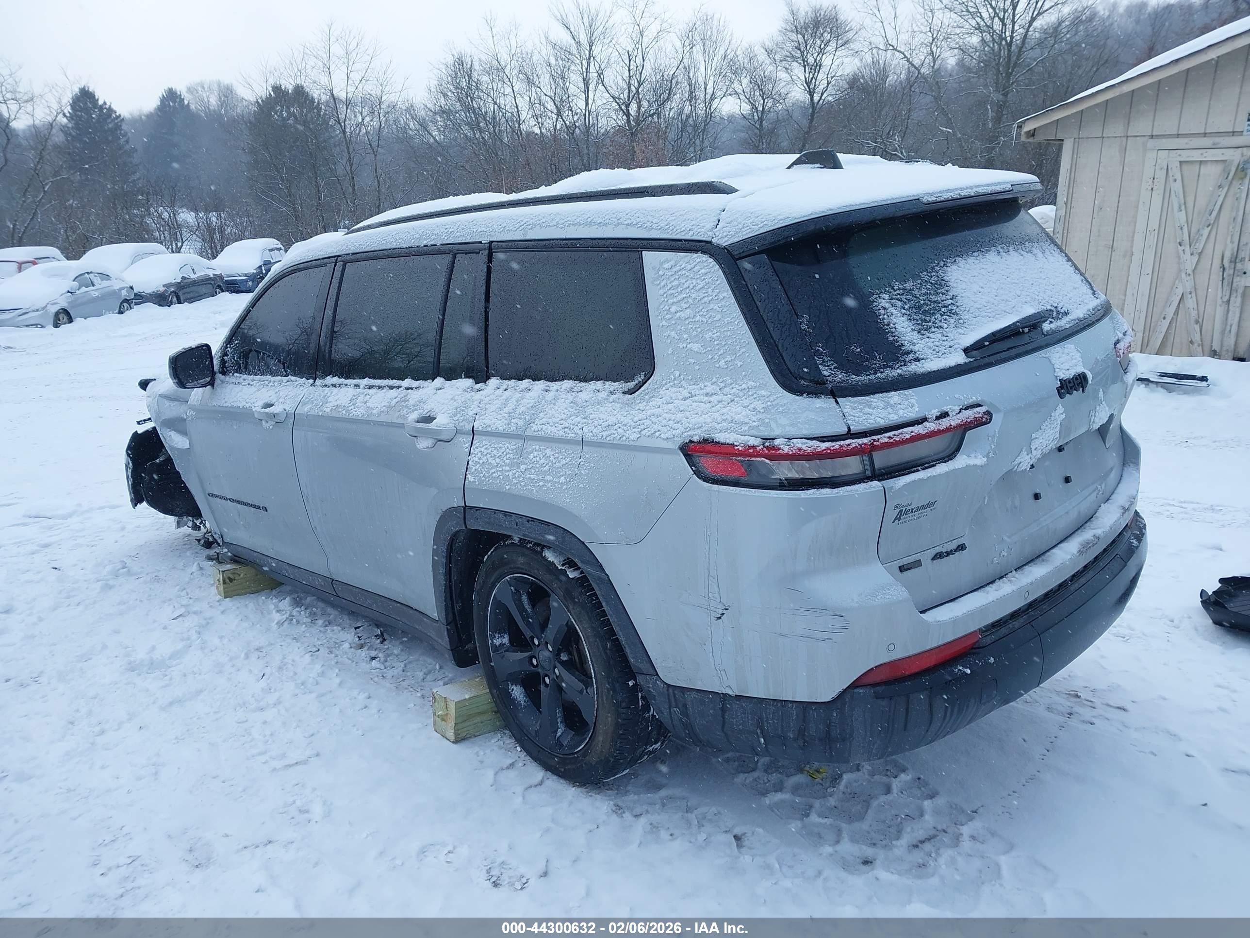 JEEP GRAND image 3