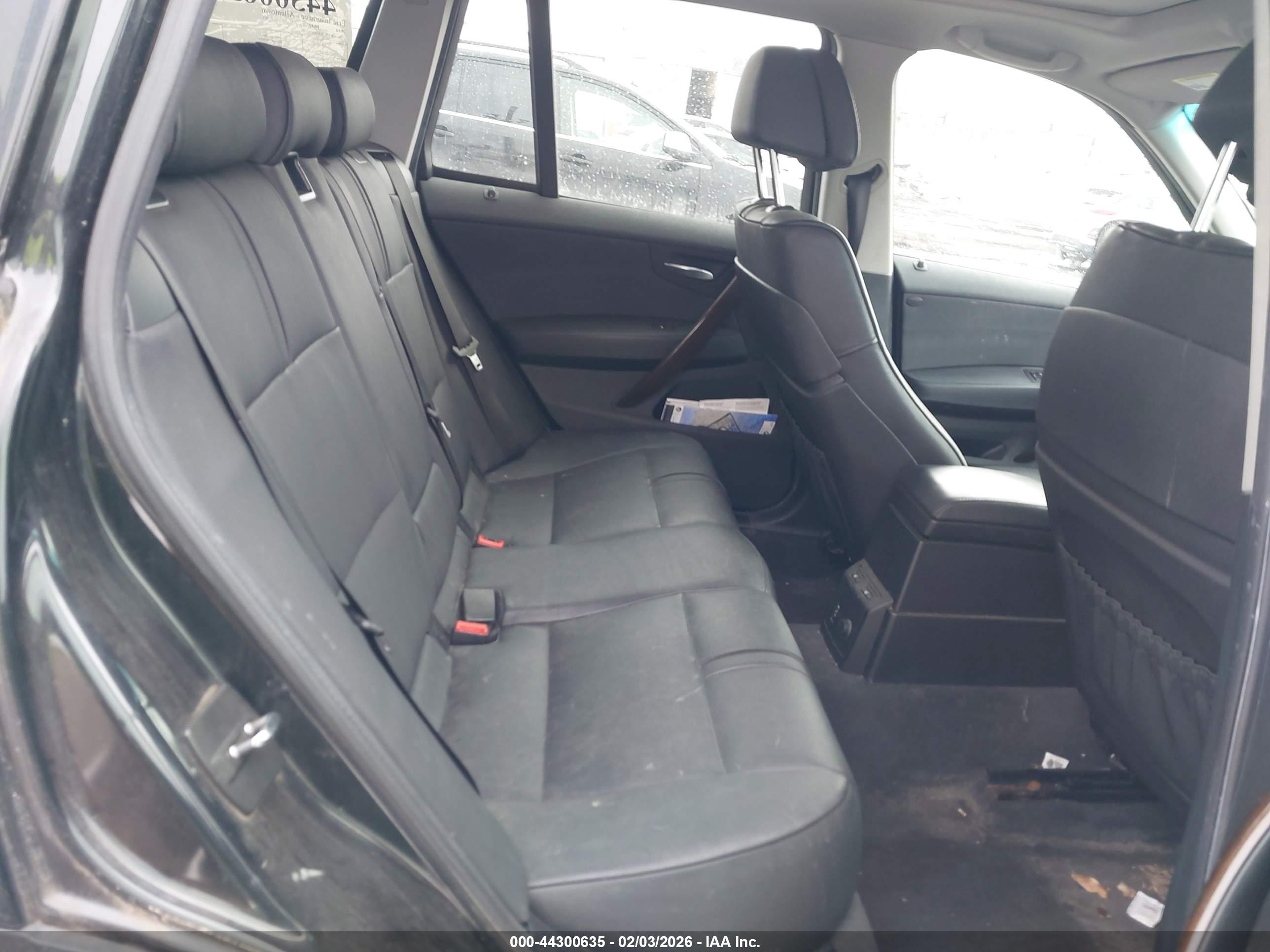 BMW X3 image 8