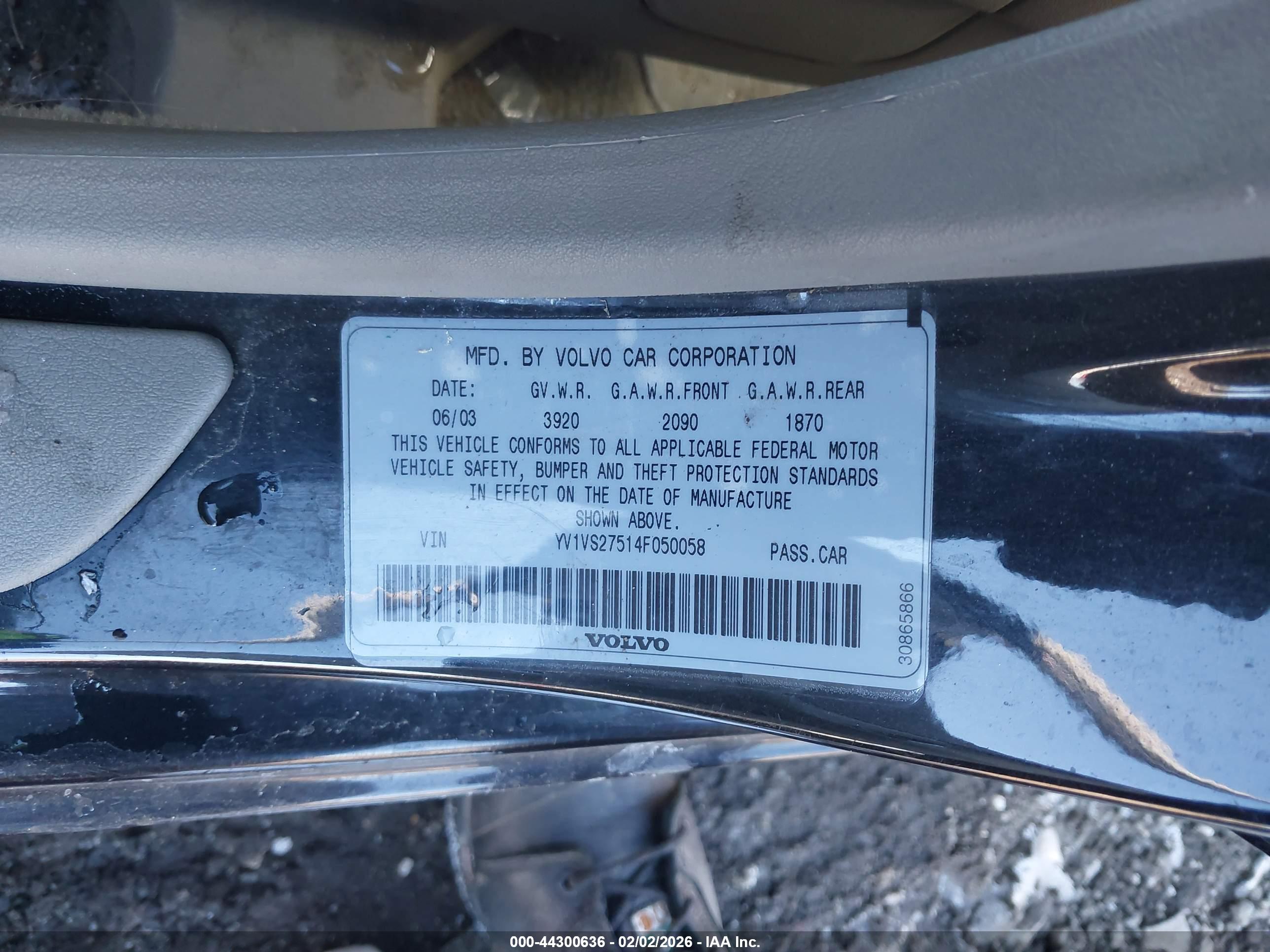 VOLVO S40 image 9
