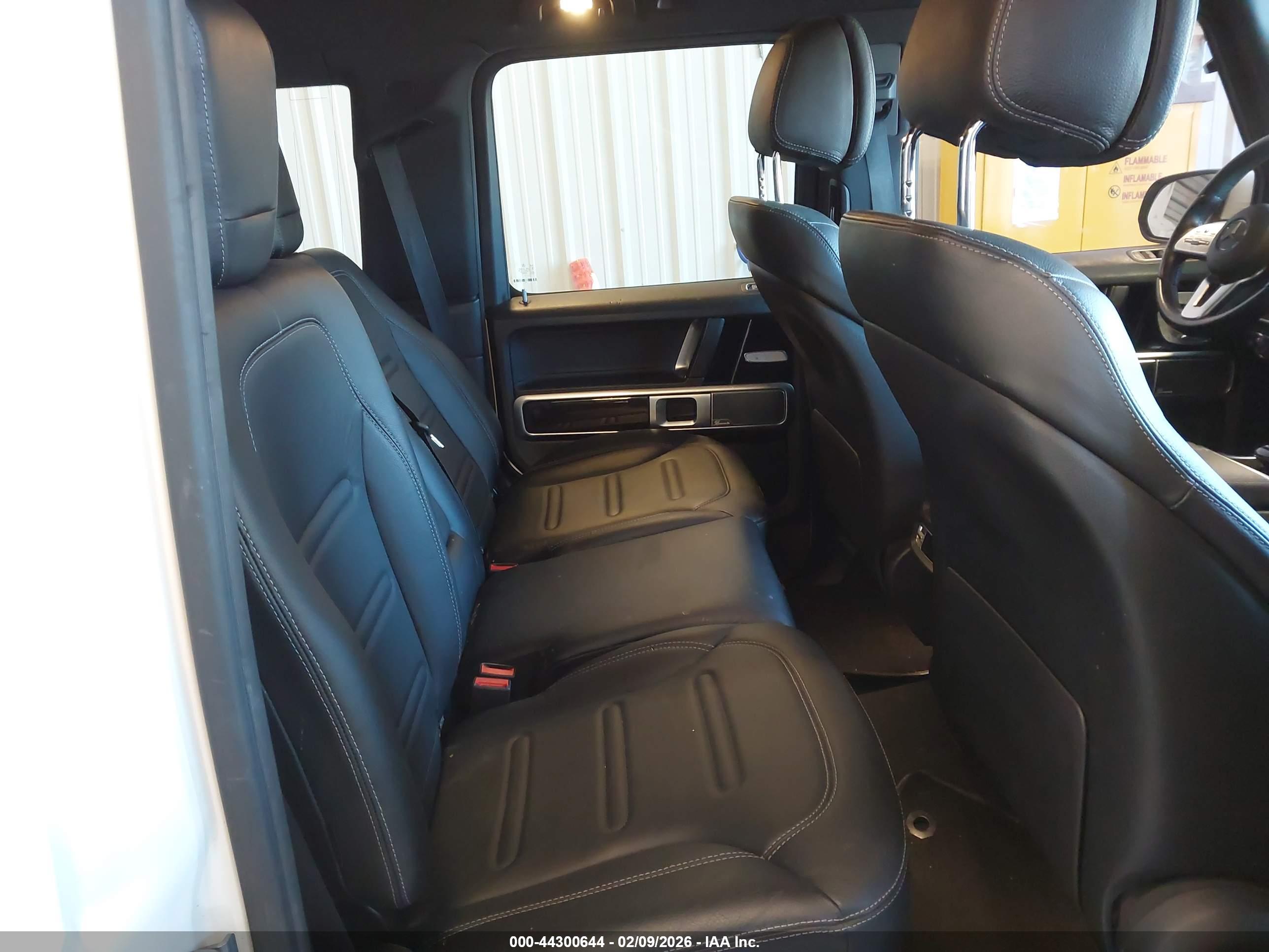 MERCEDES-BENZ G image 8