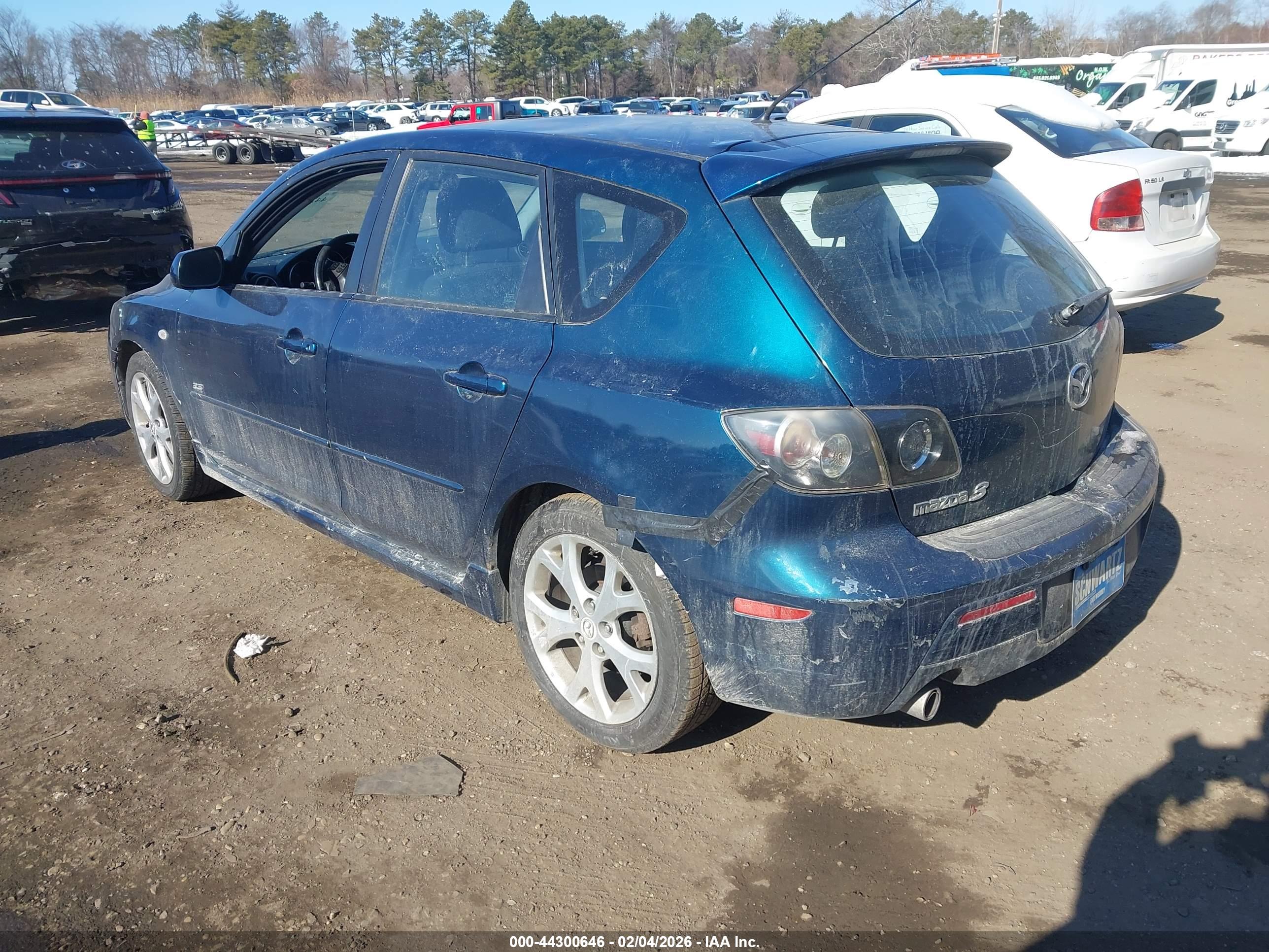 MAZDA MAZDA3 image 3