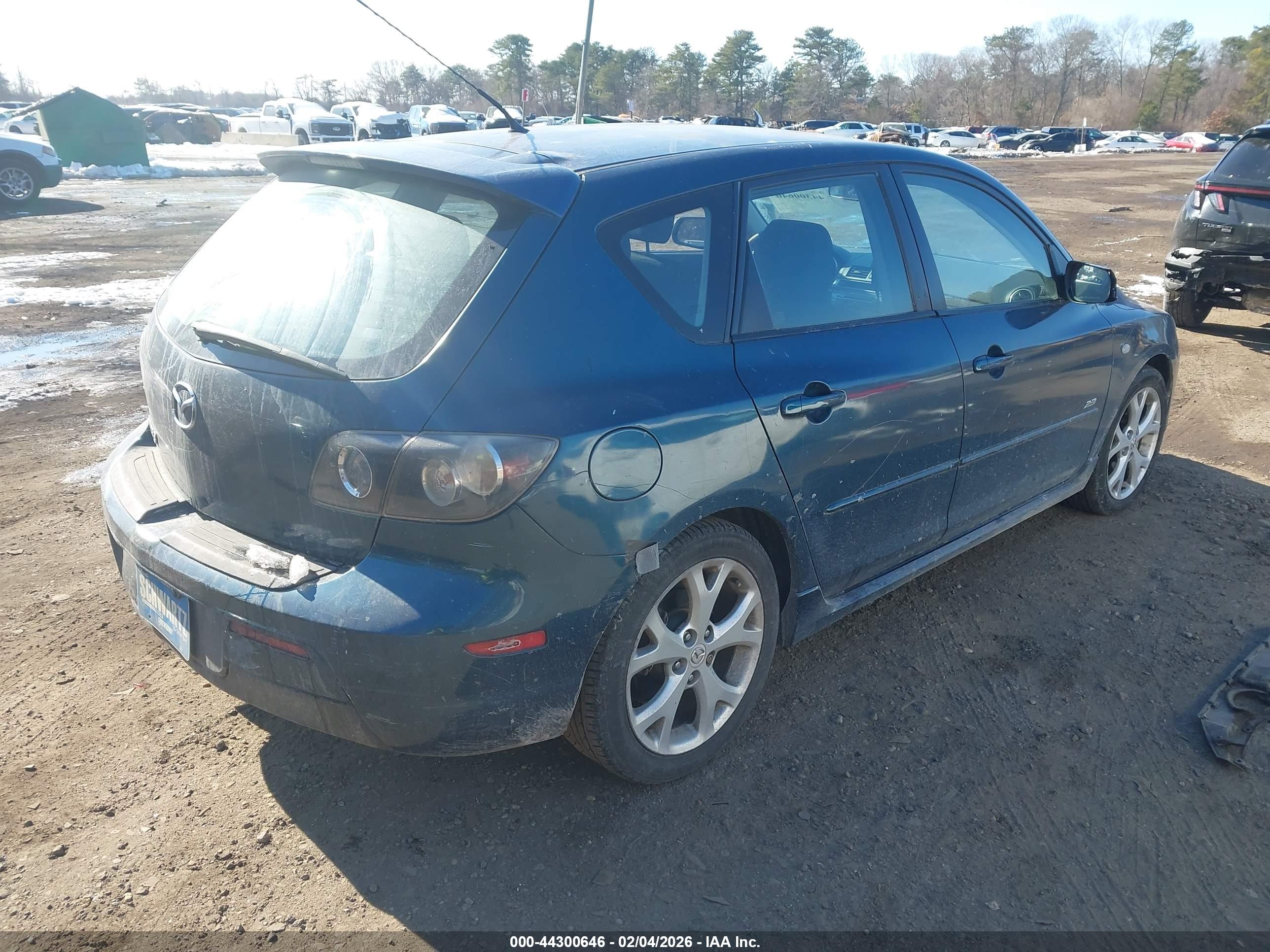 MAZDA MAZDA3 image 4