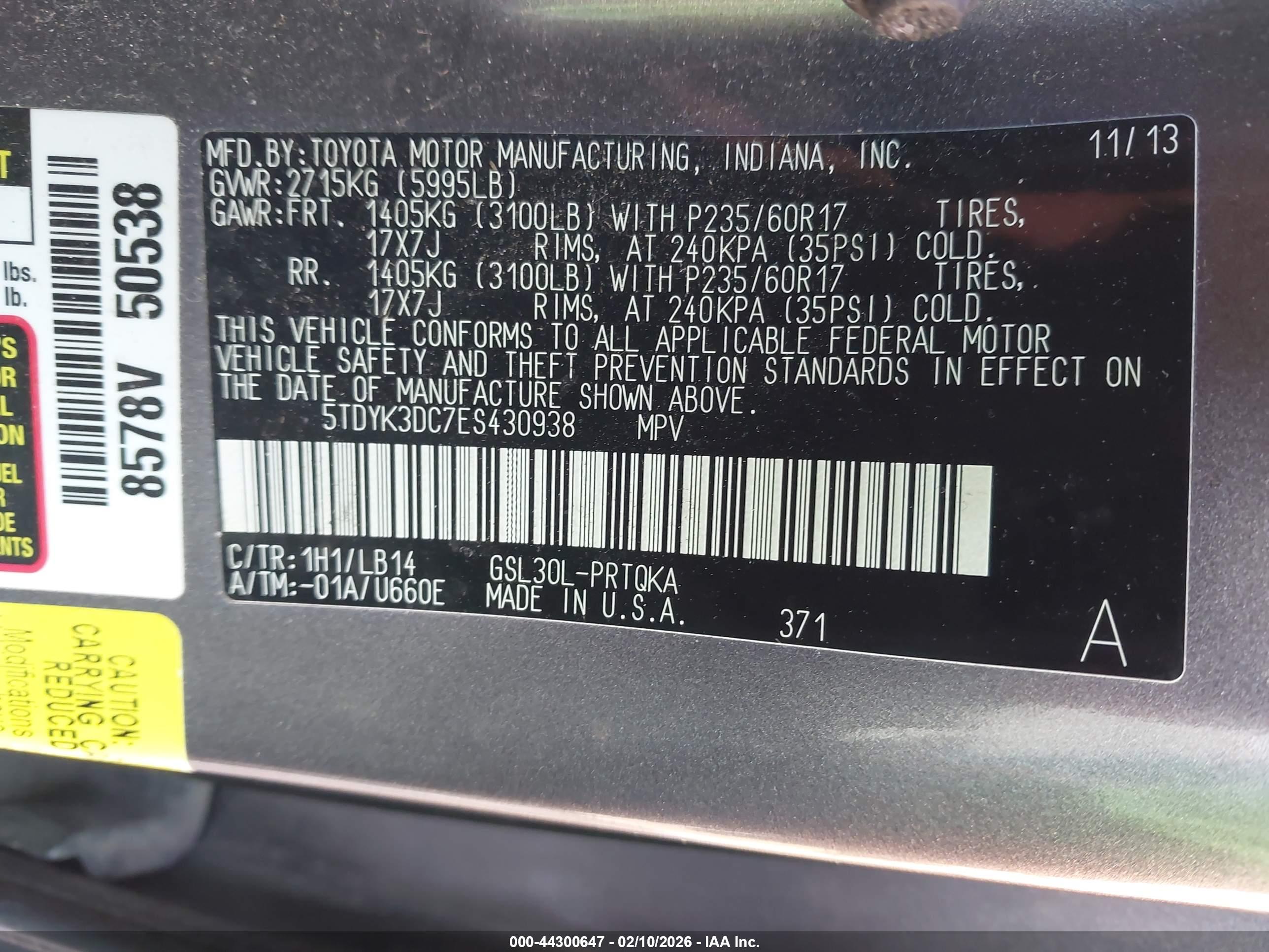 TOYOTA SIENNA image 9